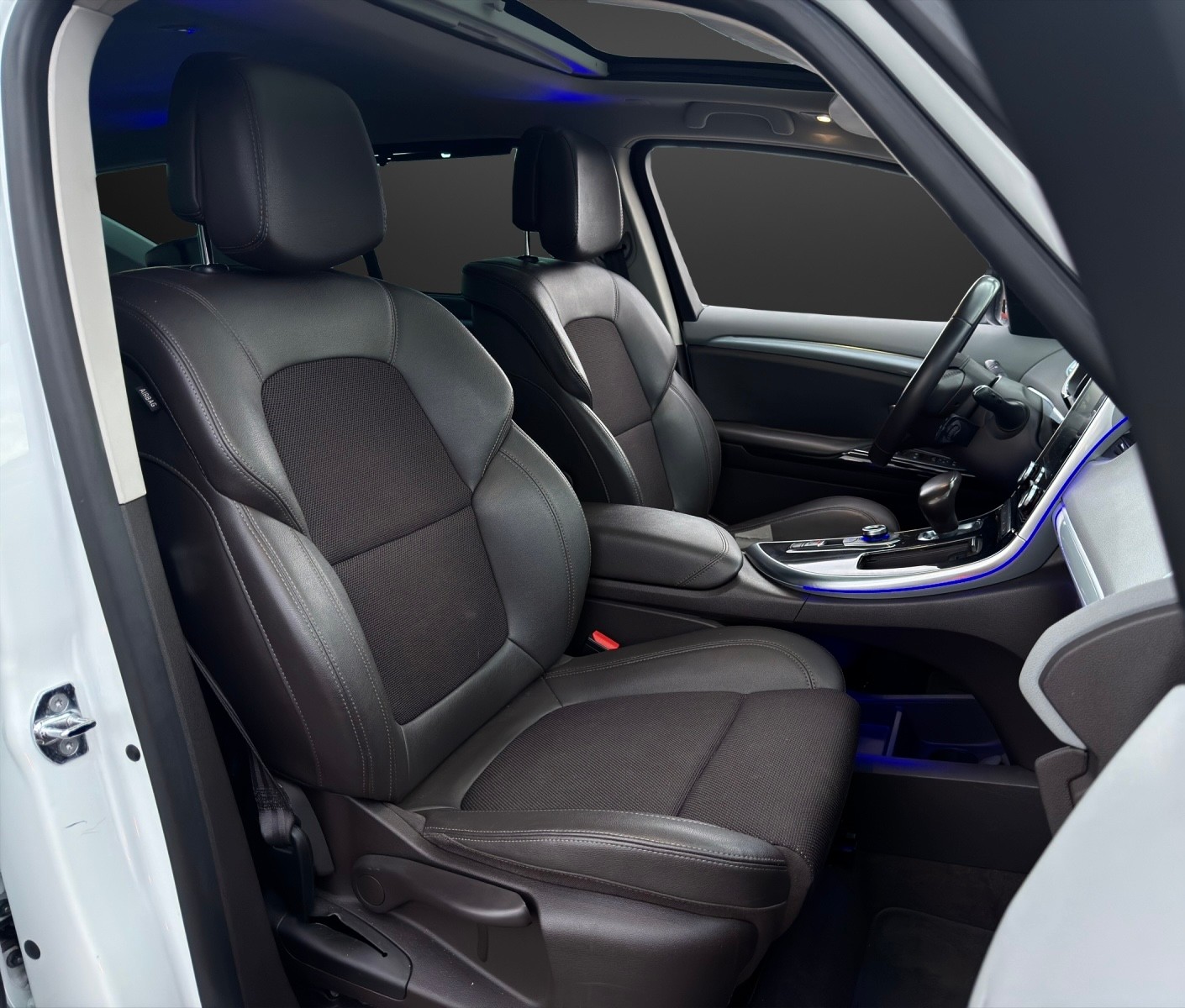 RENAULT Espace 1.6 dCi Intens EDC * 7-Plätzer *-image-8