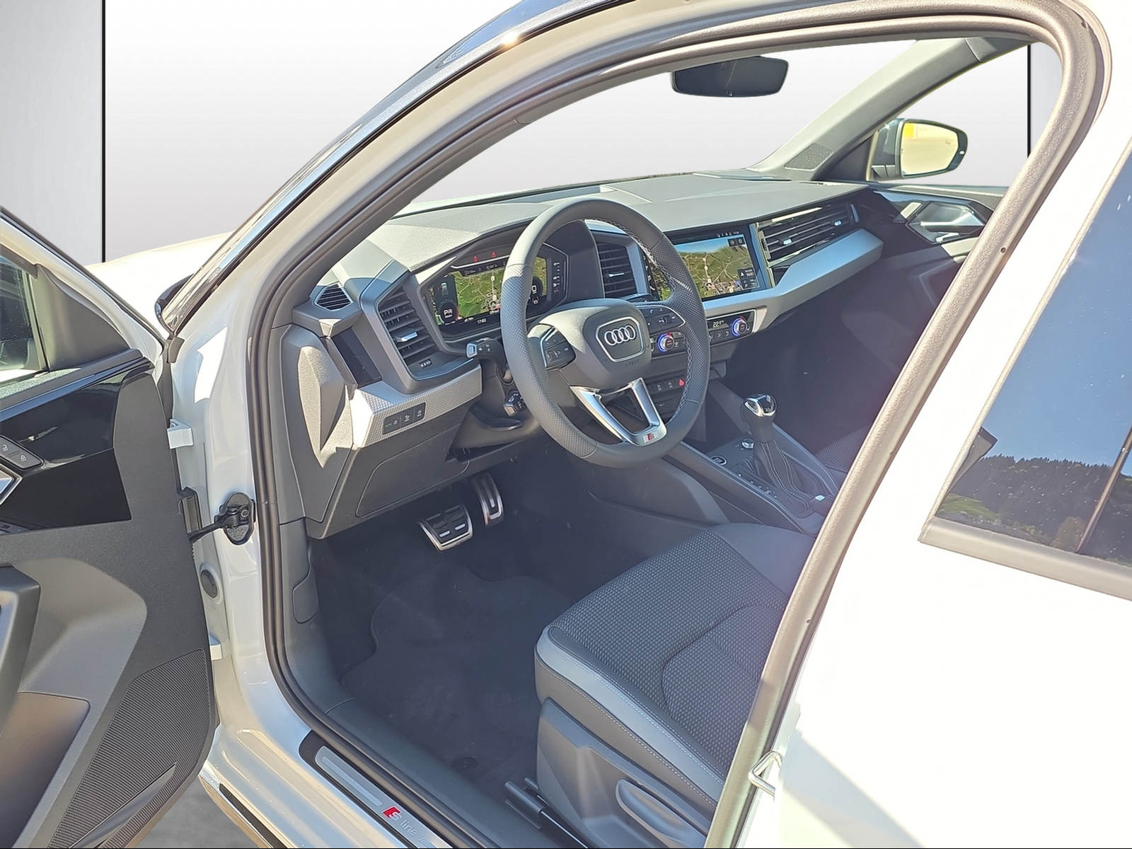 AUDI A1 Sportback 35 TFSI S Line S-tronic-image-5