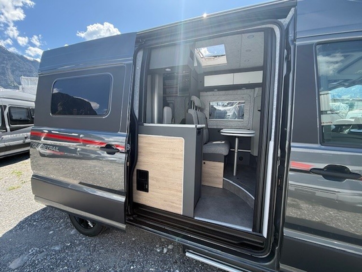 DETHLEFFS Globetrail Performance 600 DR VW-image-3