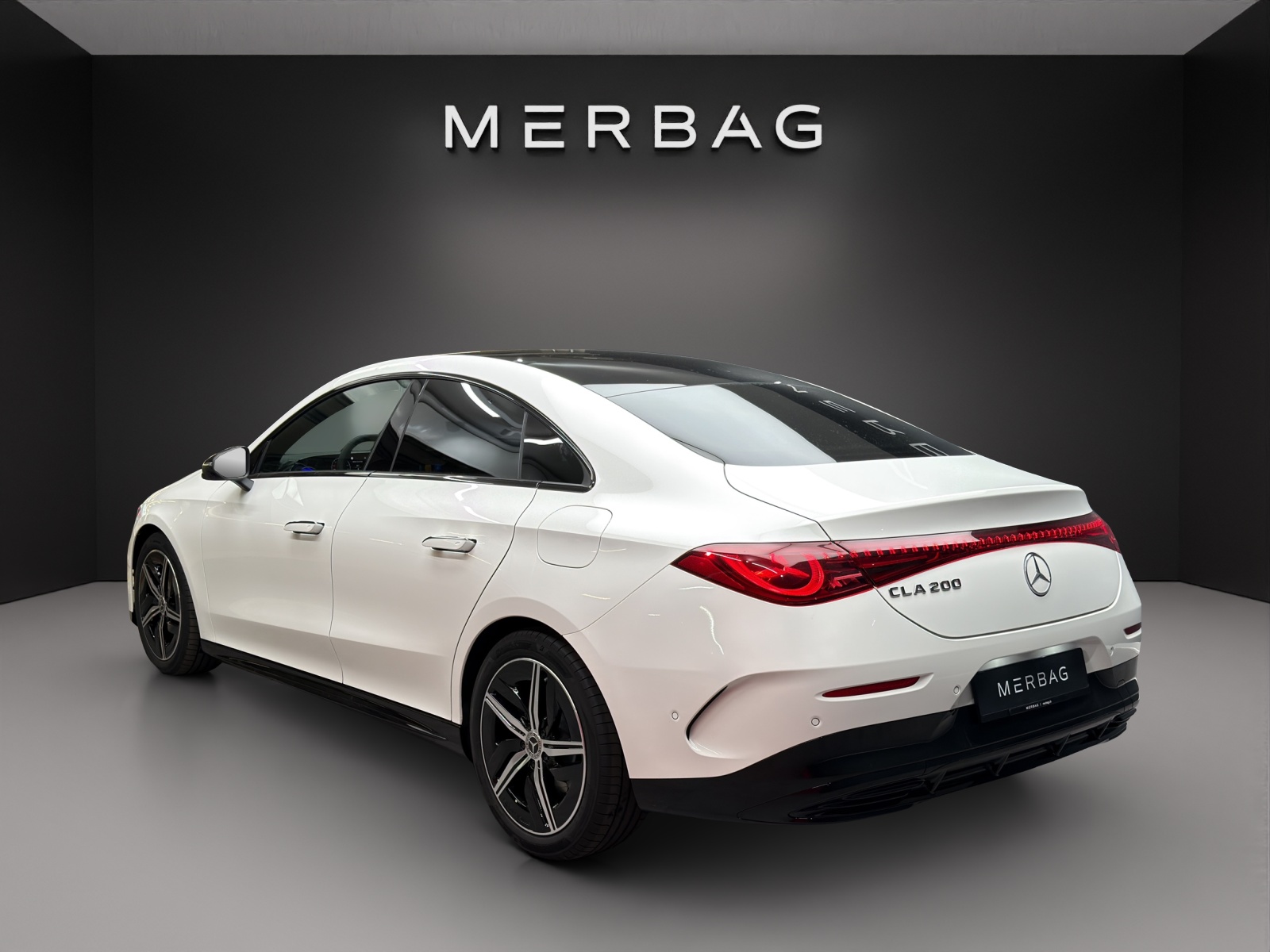 MERCEDES-BENZ CLA 200 (NEW)-image-3