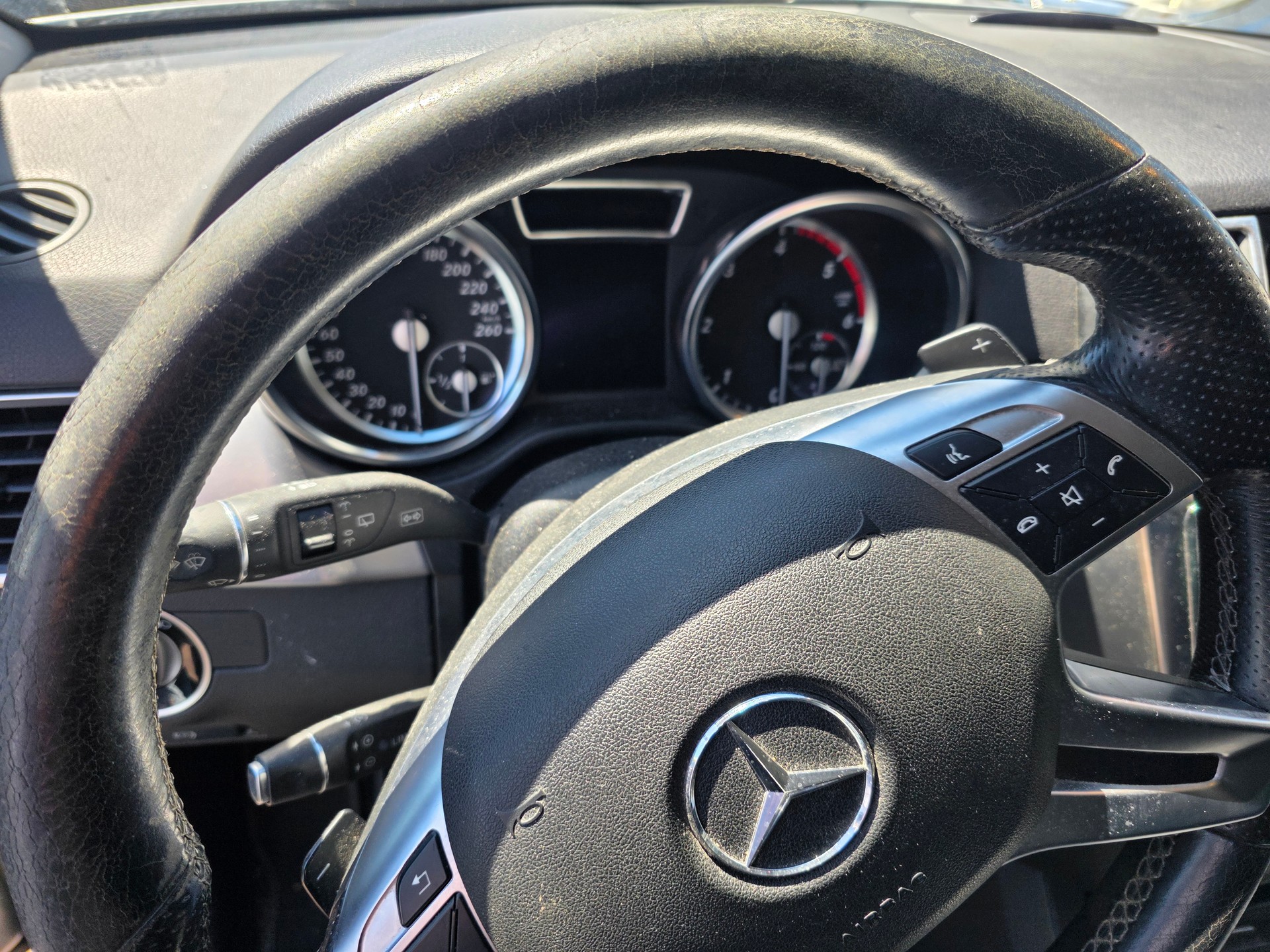 MERCEDES-BENZ ML 350 BlueTEC Executive 4Matic 7G-Tronic-image-7