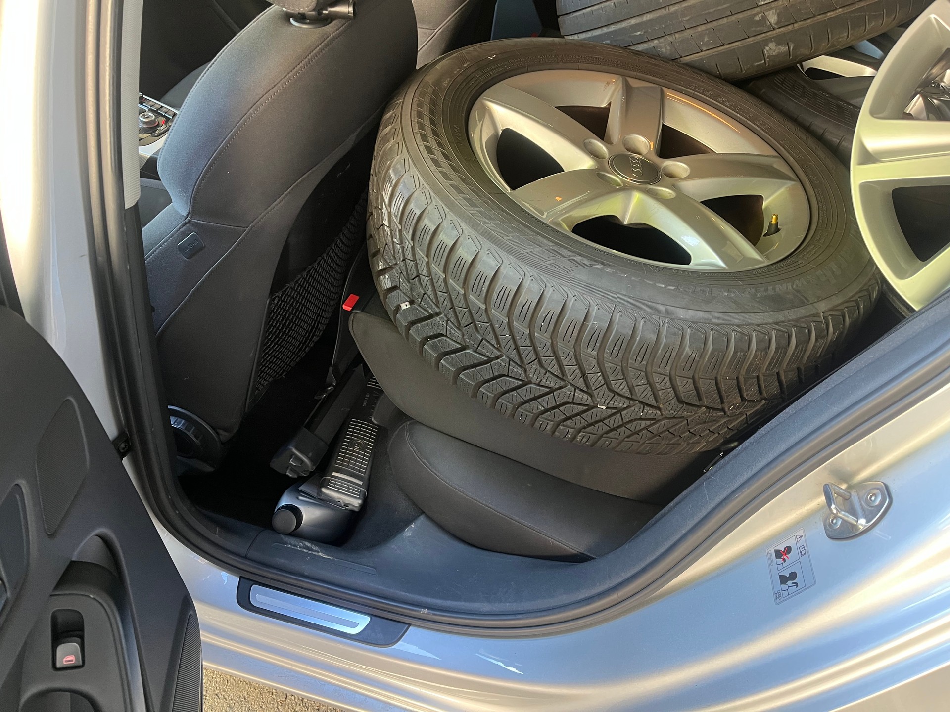 AUDI A4 Avant 2.0 TFSI multitronic-image-11