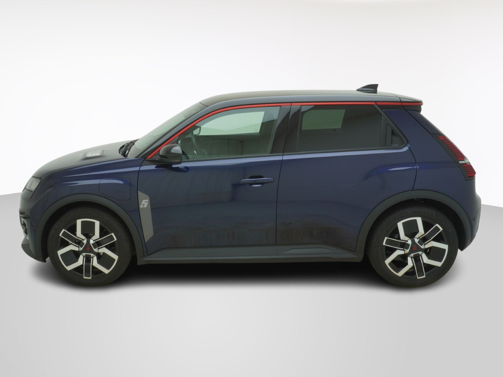 RENAULT R5 E-Tech Comfort Range techno-image-1