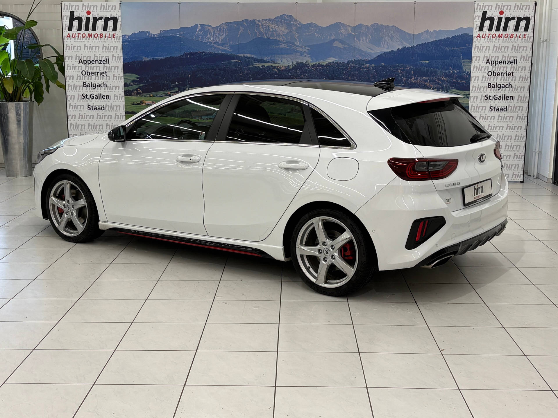 KIA Ceed 1.6 T-GDi GT-image-2
