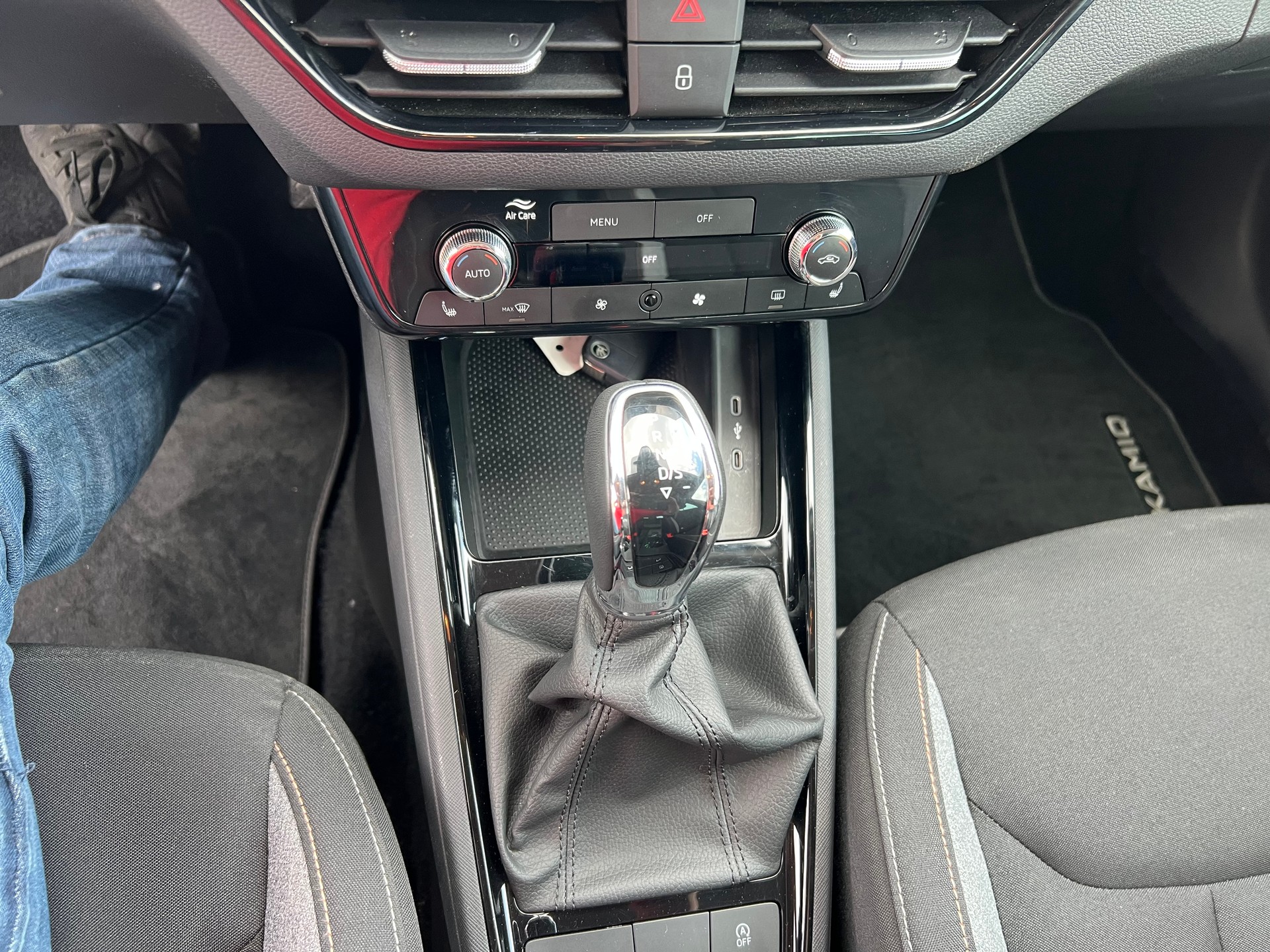 SKODA Kamiq 1.5 TSI Dynamic DSG-image-17