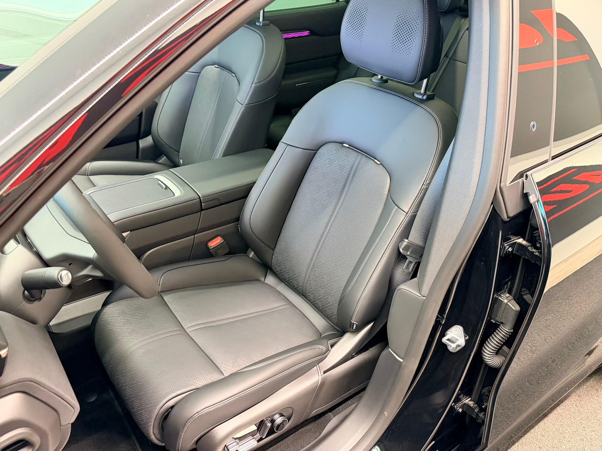 ZEEKR 7X 100kWh Privilege AWD-image-10