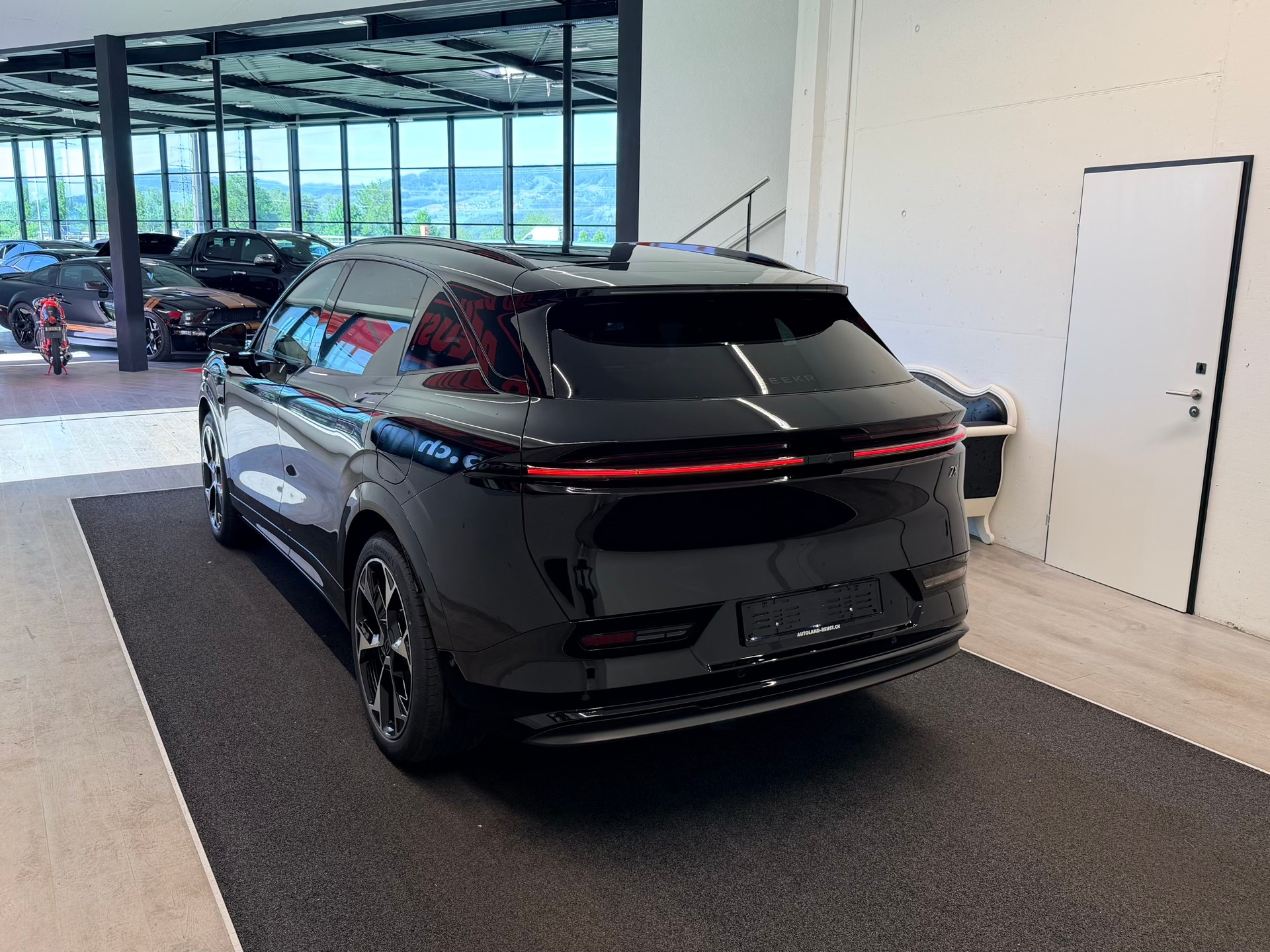 ZEEKR 7X 100kWh Privilege AWD-image-5