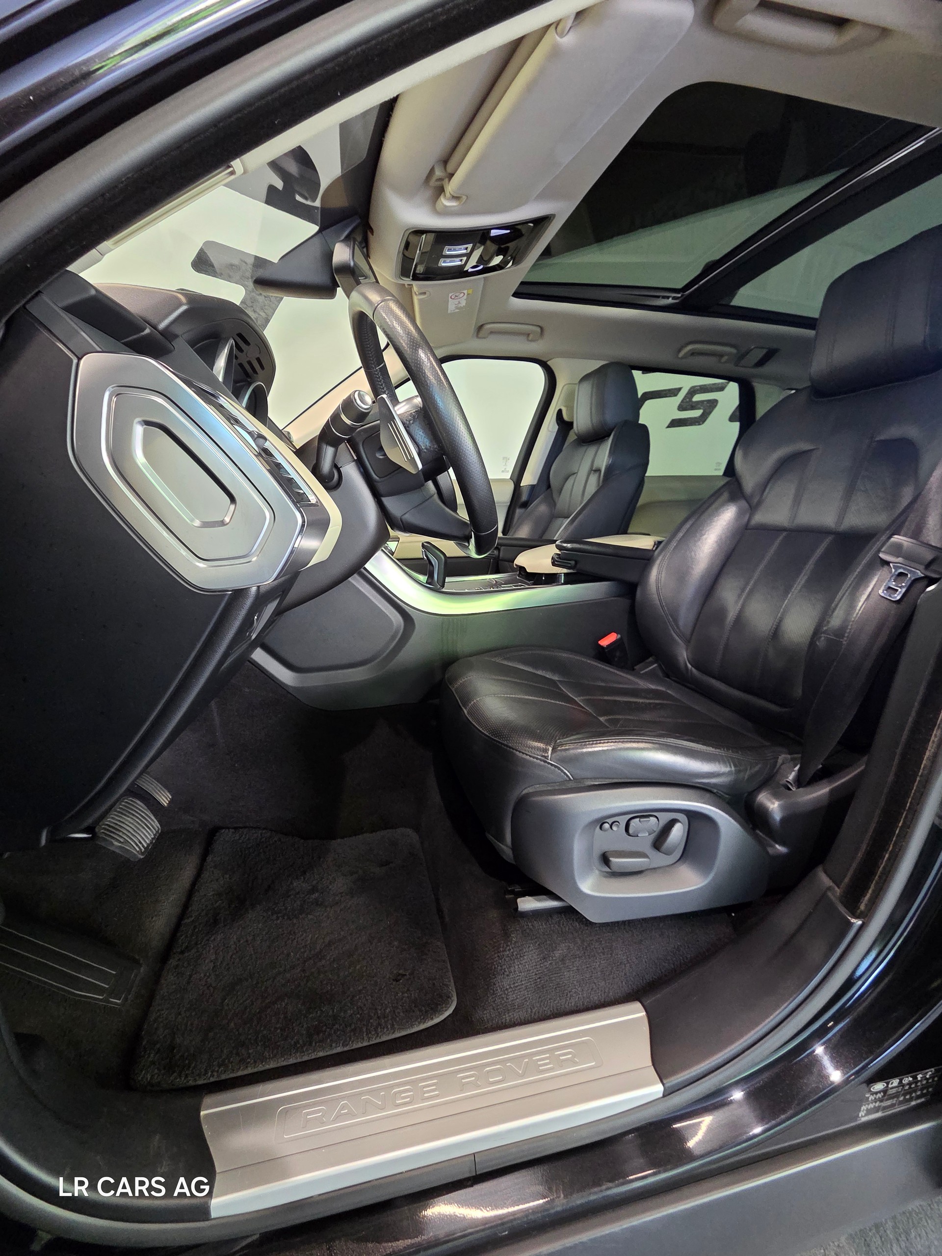 LAND ROVER Range Rover Sport 3.0 SDV6 HSE Dynamic Automatic-image-8