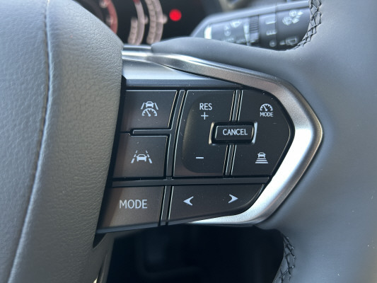 LEXUS LBX FWD Impression-image-14