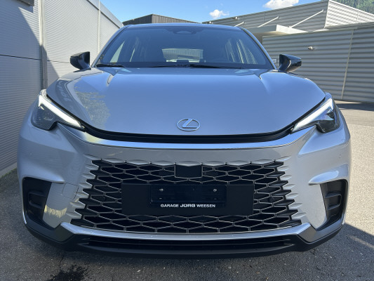 LEXUS LBX FWD Impression-image-1