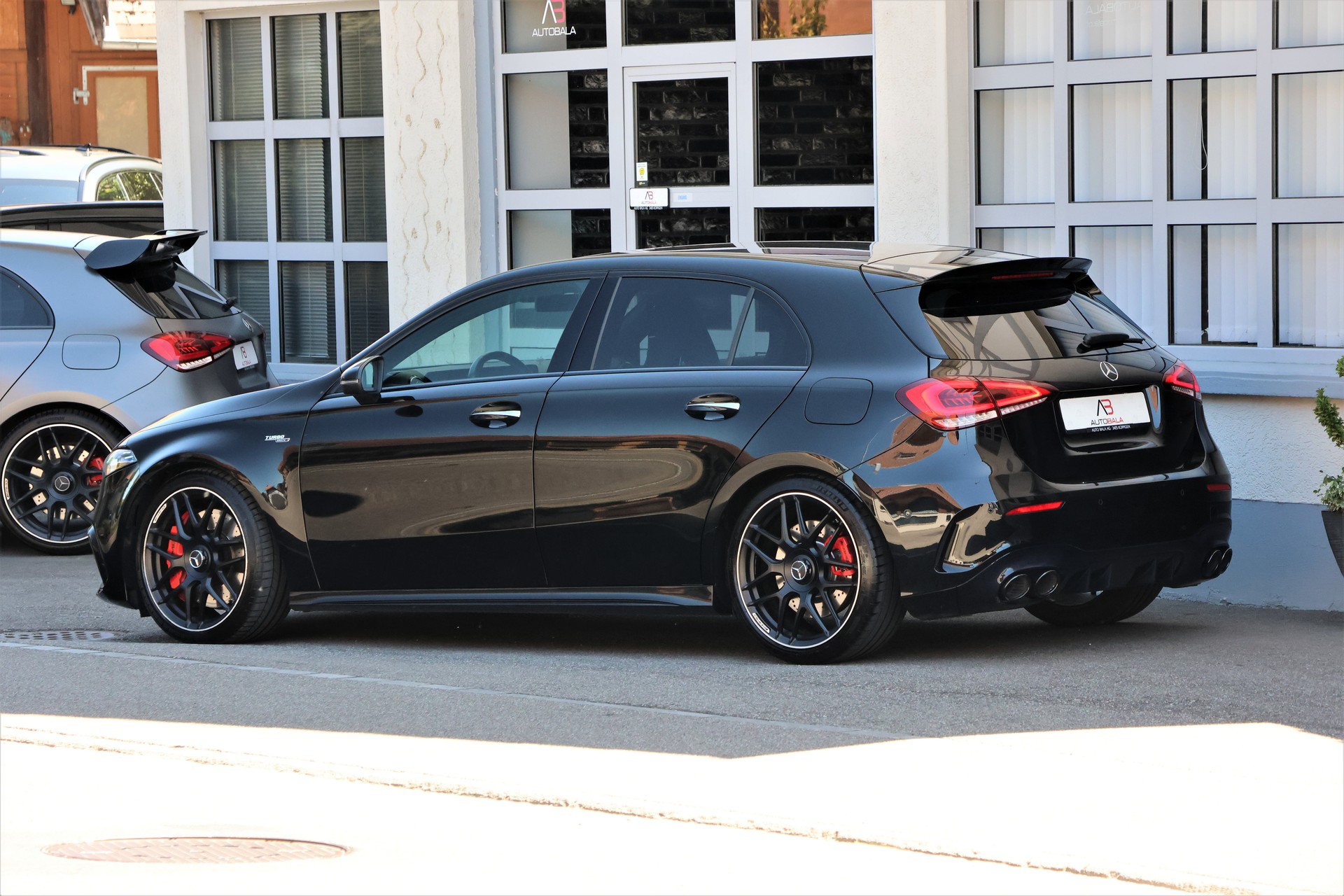 MERCEDES-BENZ A 45 S AMG 4Matic+ Speedshift (CH)-image-4