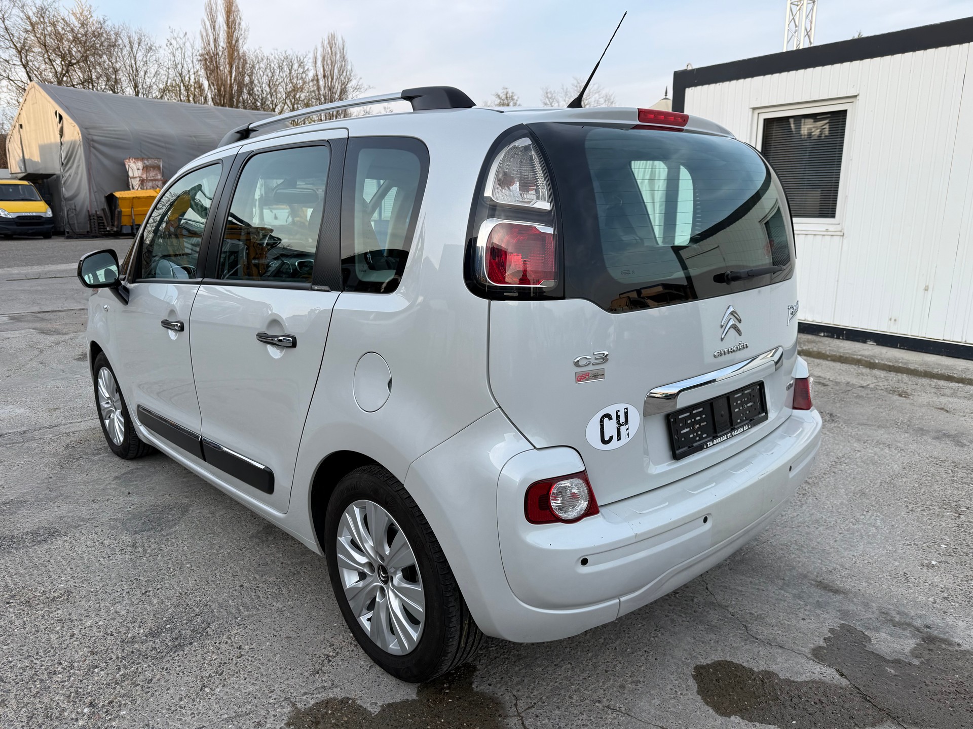 CITROEN 1.6 e-HDi 90 Exclusive EGS-image-1