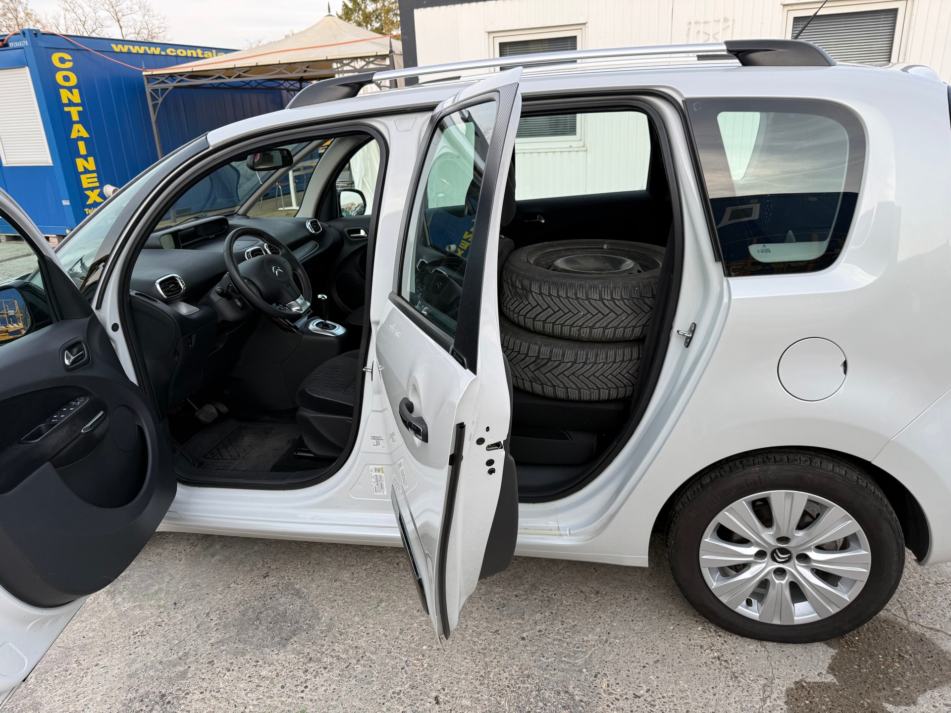 CITROEN 1.6 e-HDi 90 Exclusive EGS-image-4