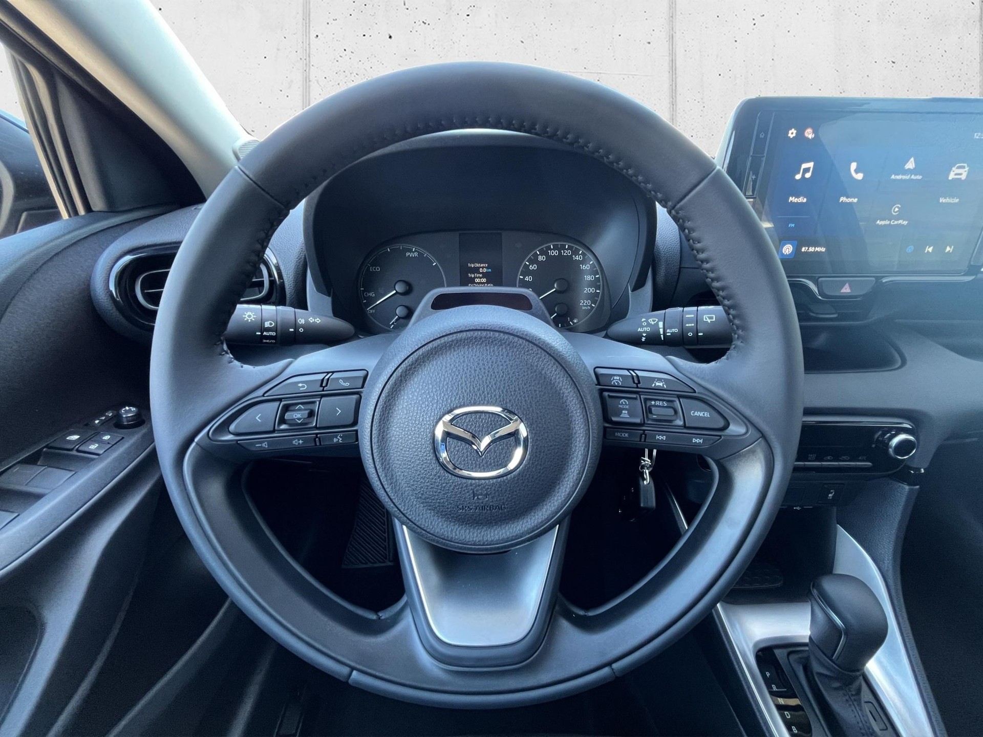 MAZDA 2 1.5 Hybrid Exclusive-Line-image-9