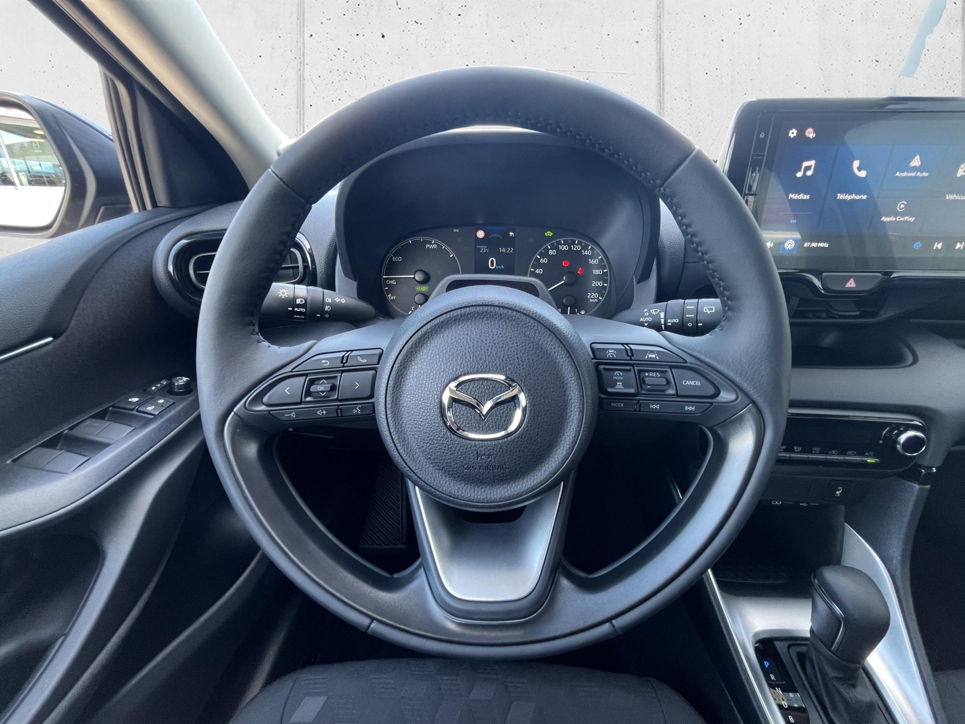 MAZDA 2 1.5 Hybrid Exclusive-Line-image-9