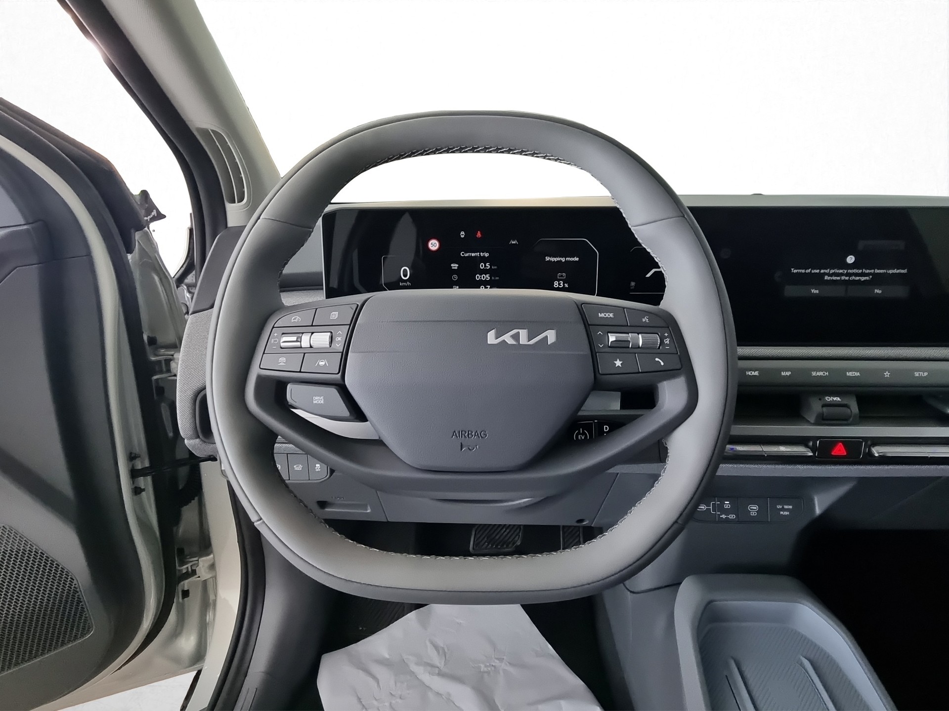 KIA EV3 81 kWh Earth-image-8