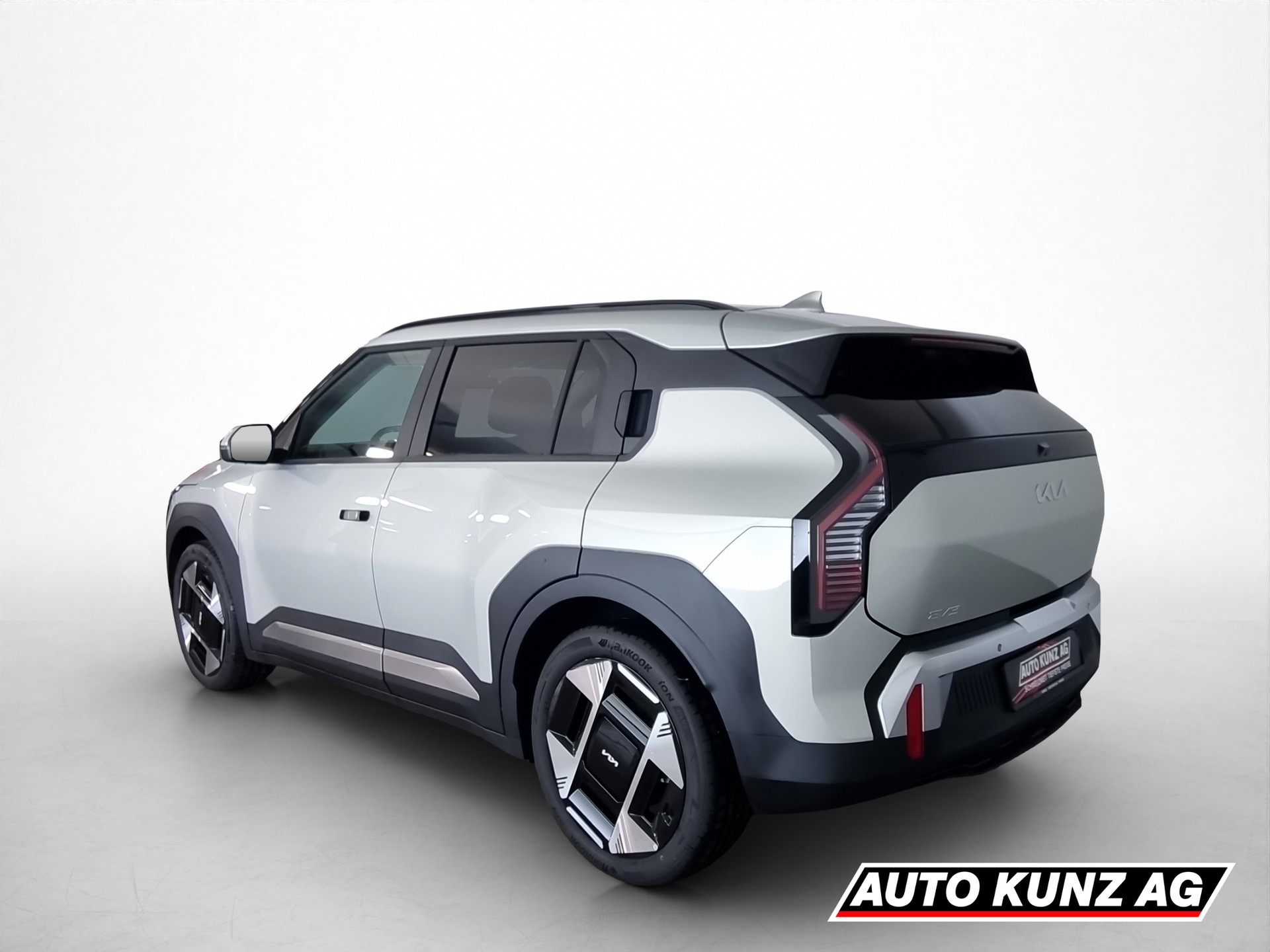 KIA EV3 81 kWh Earth-showroom-element-3