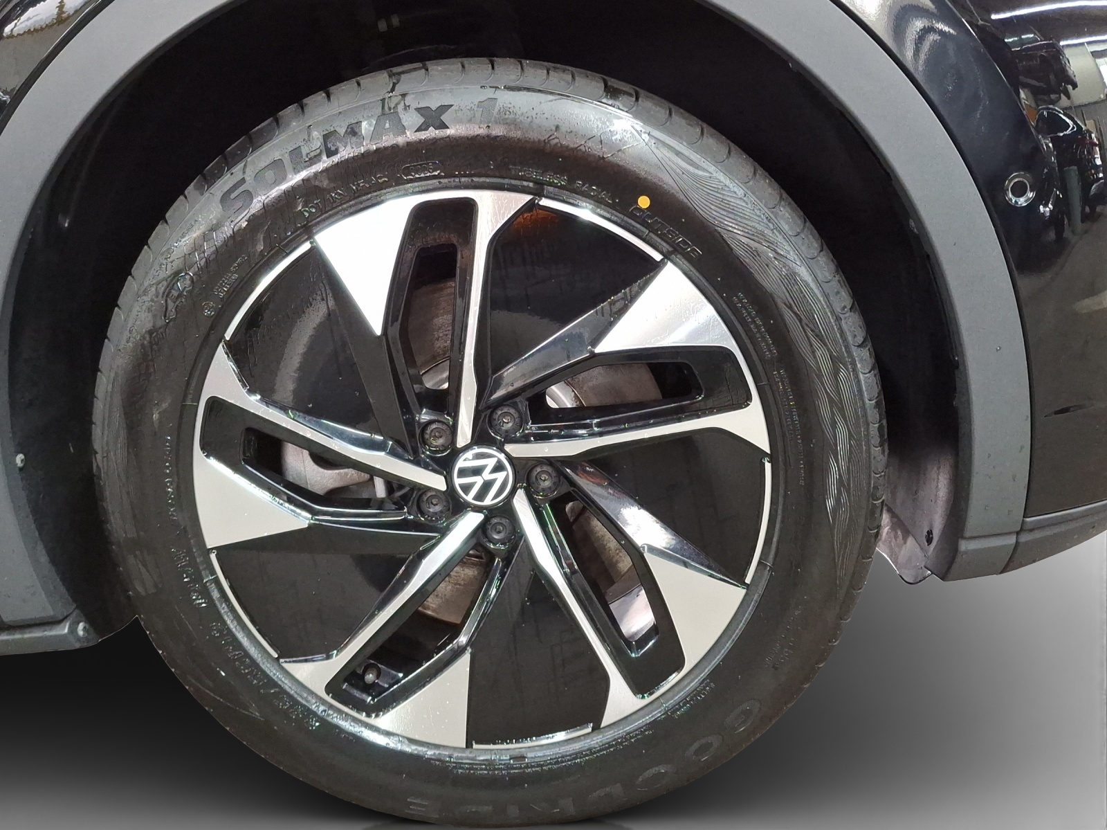 VW ID.5 Pro Performance 77 kWh-image-14