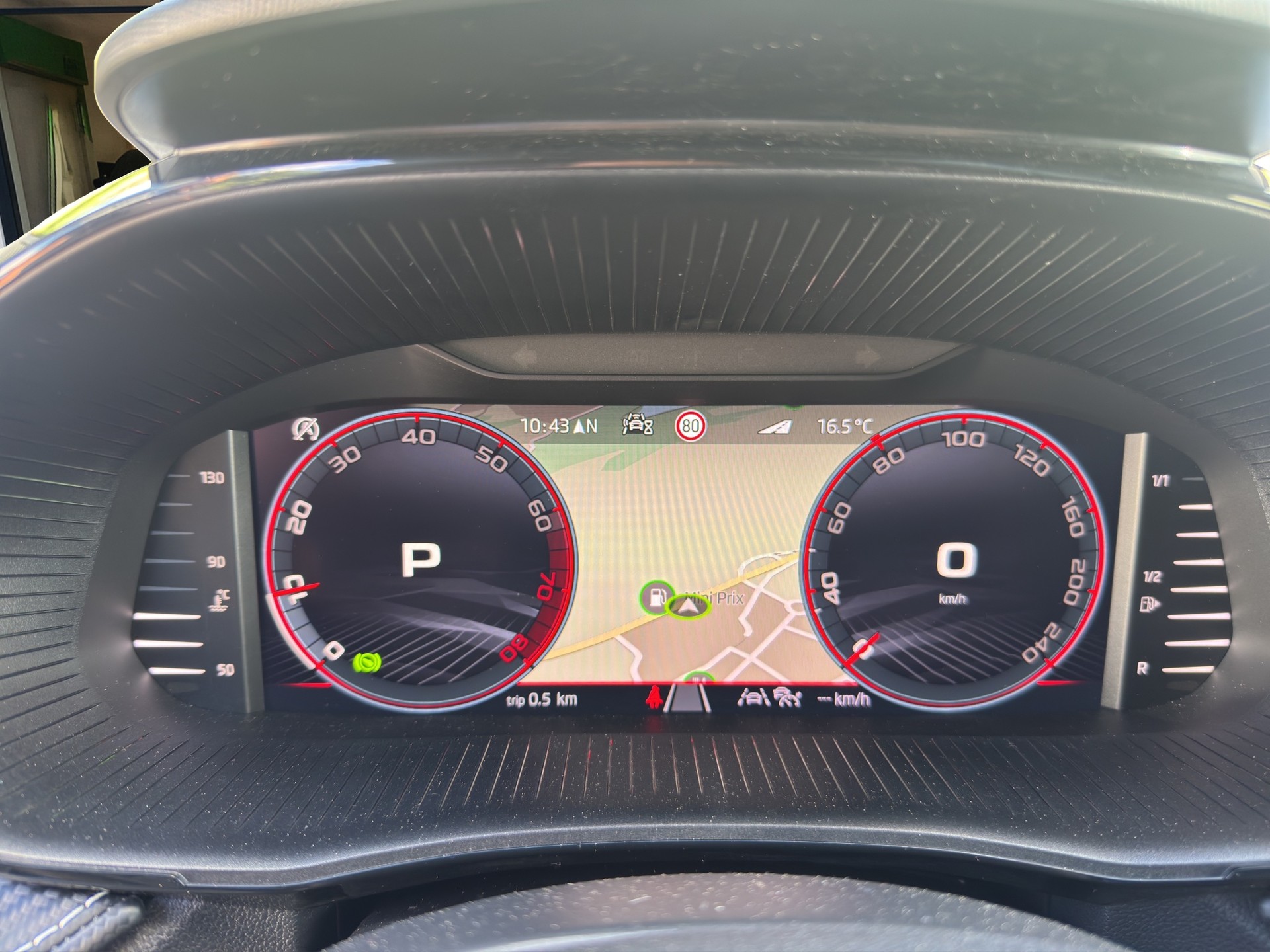SKODA Fabia 1.0 TSI Monte Carlo DSG-image-5
