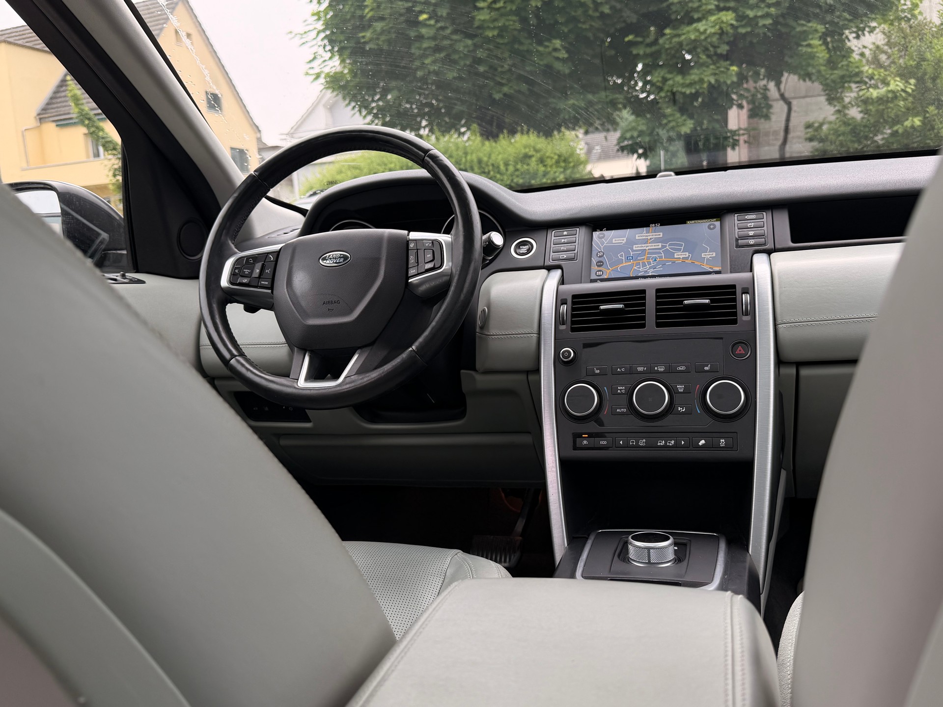 LAND ROVER Discovery Sport 2.0 Si4 HSE Luxury AT9-image-19