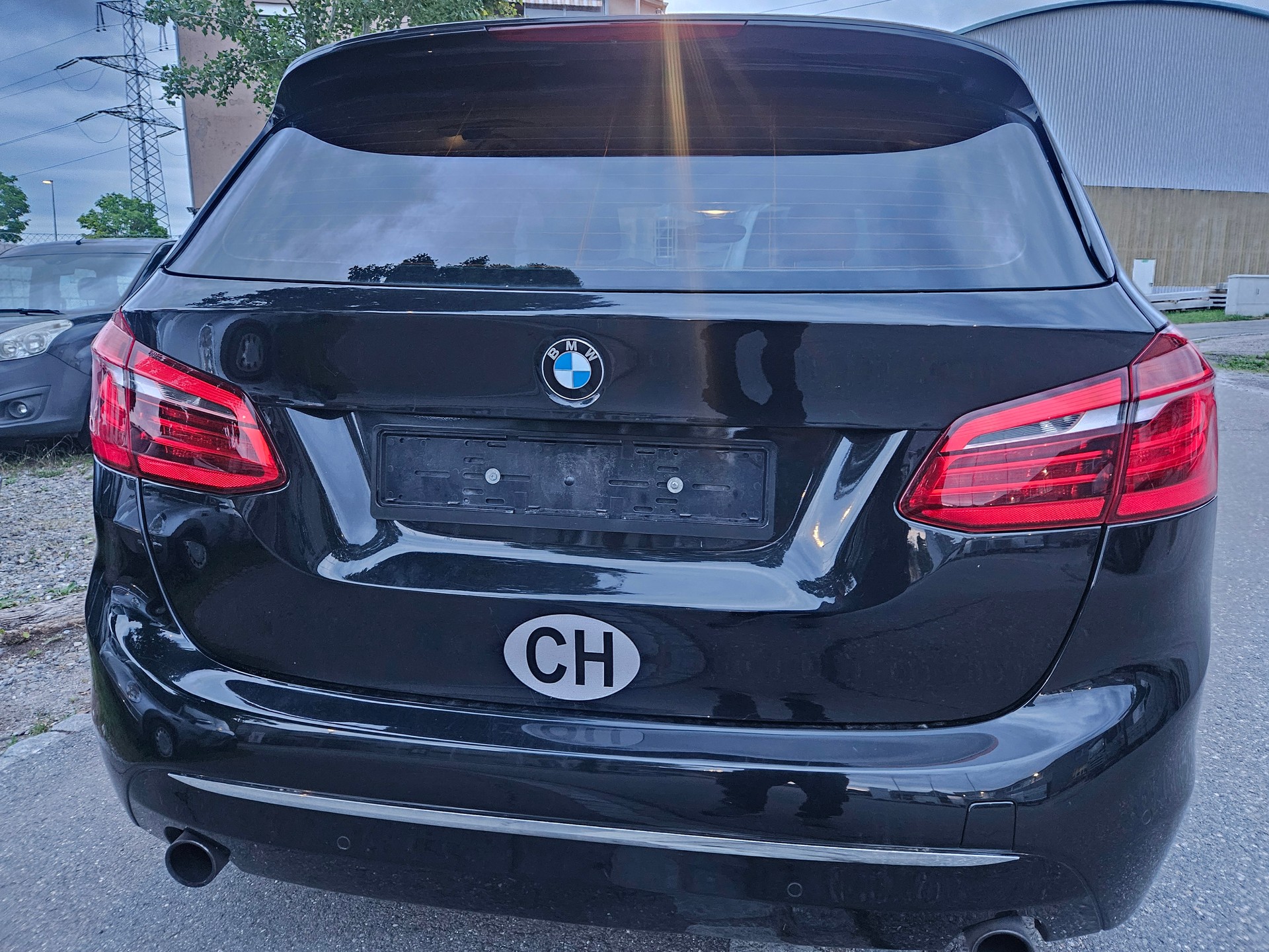 BMW 220i Active Tourer Sport Line Steptronic-image-5