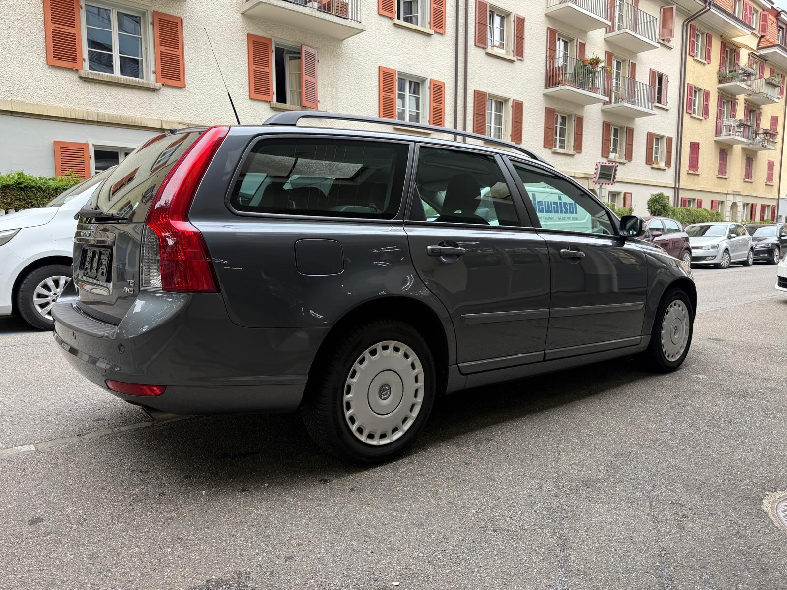 VOLVO V50 T5 AWD Kinetic Geartronic-image-5