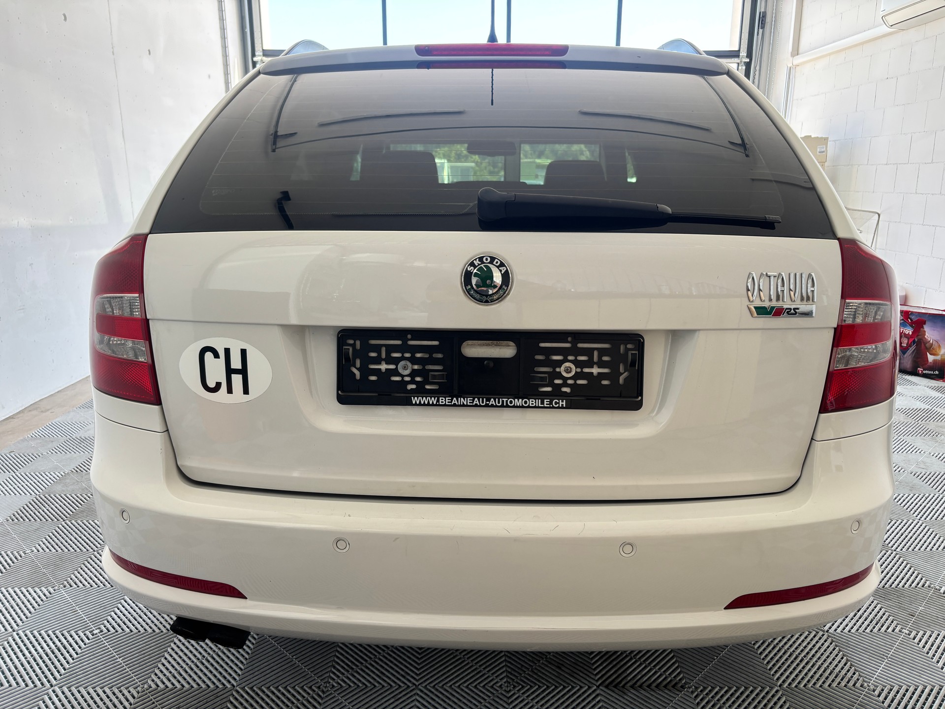 SKODA Octavia 2.0 TFSI RS-image-4