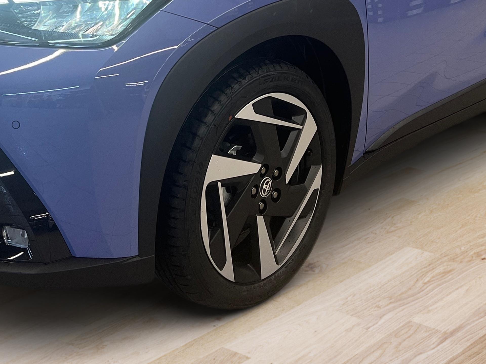 TOYOTA Aygo X 1.5 Style e-CVT-image-9