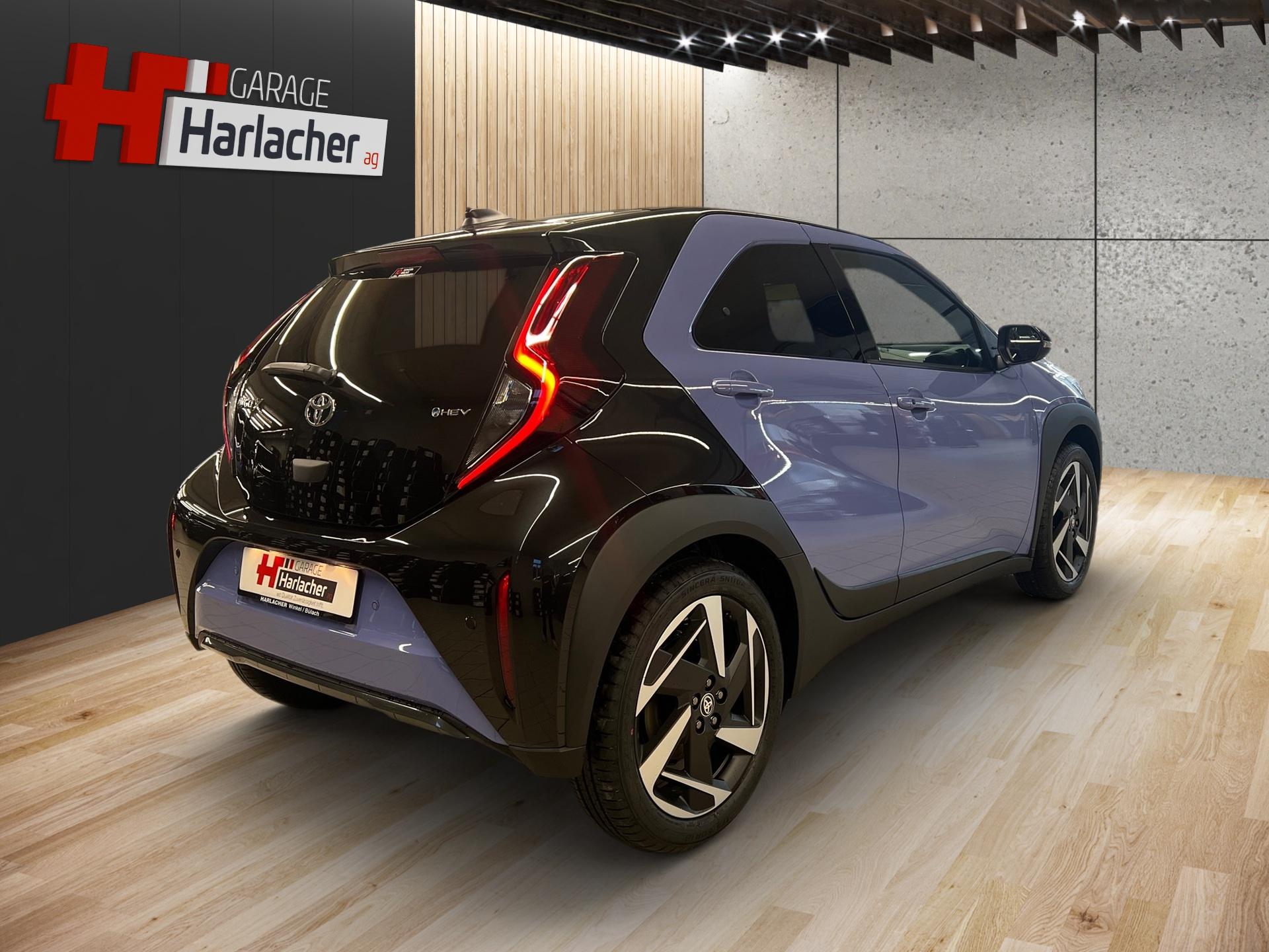 TOYOTA Aygo X 1.5 Style e-CVT-image-4