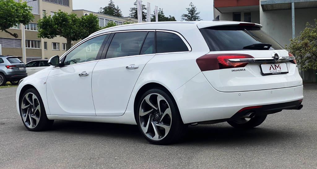 OPEL Insignia Sports Tourer 2.0 T 4x4 Cosmo-image-12
