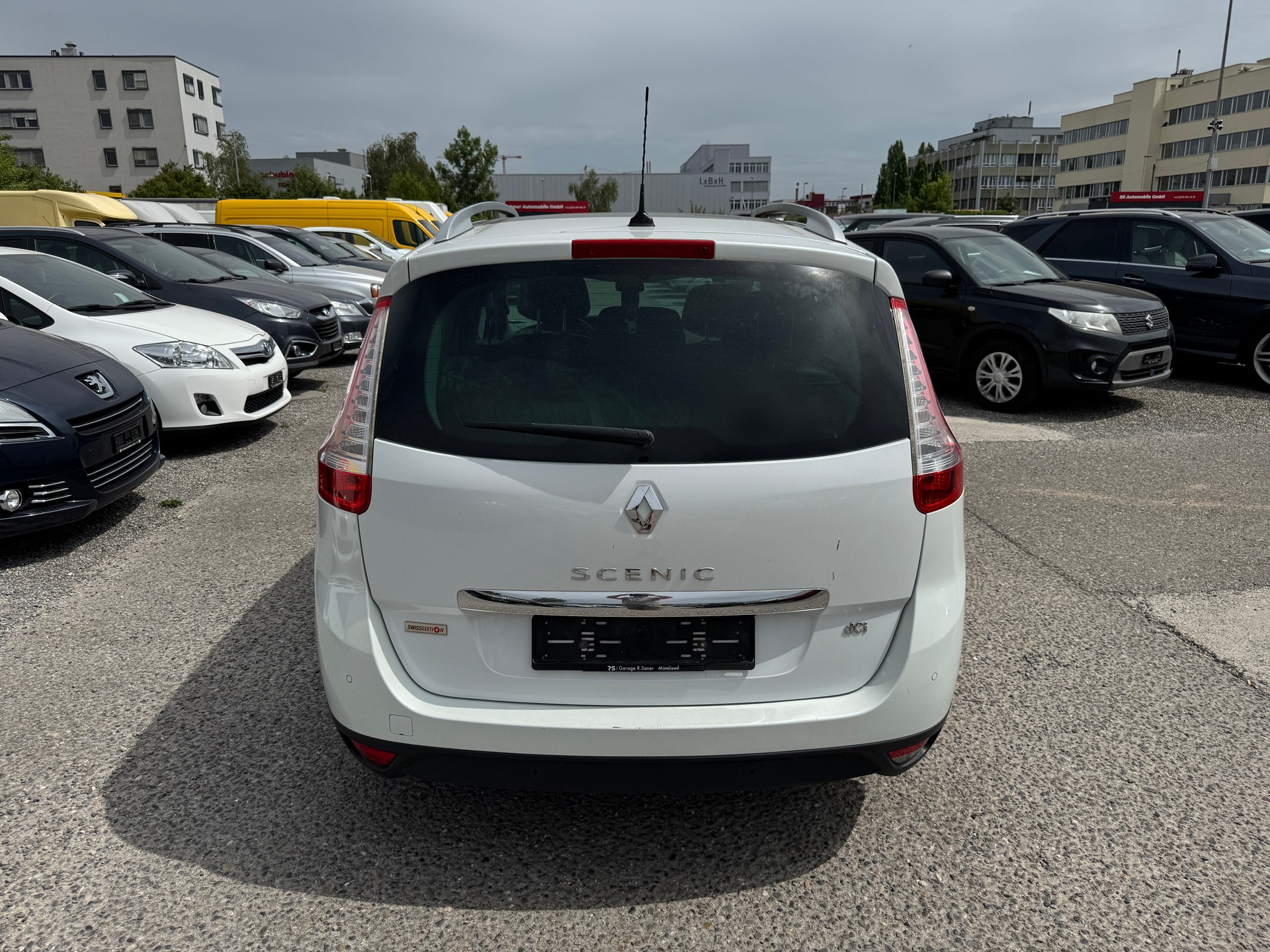 RENAULT Grand Scénic 1.5 dCi Swiss Edition EDC-image-3