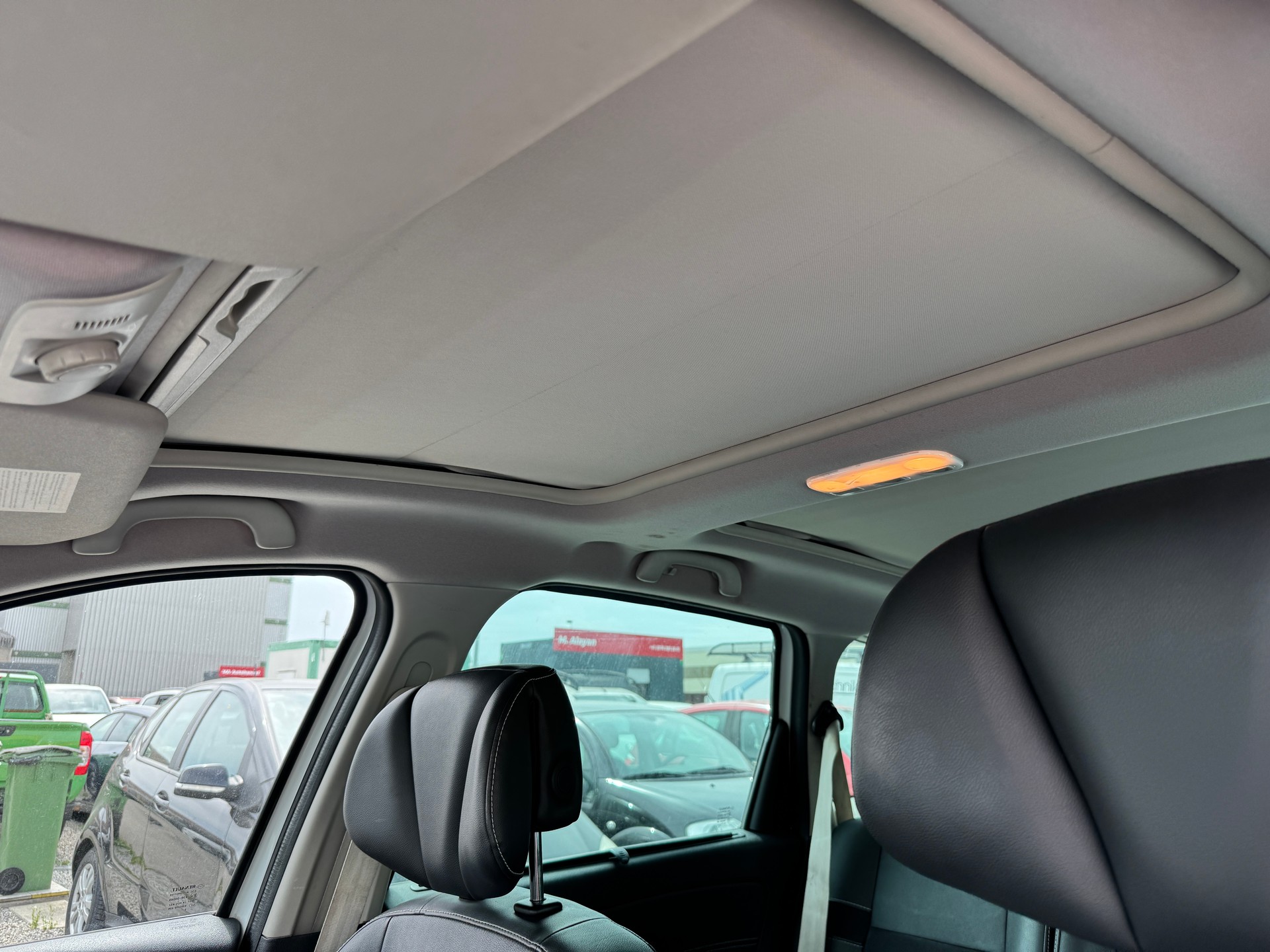 RENAULT Grand Scénic 1.5 dCi Swiss Edition EDC-image-12