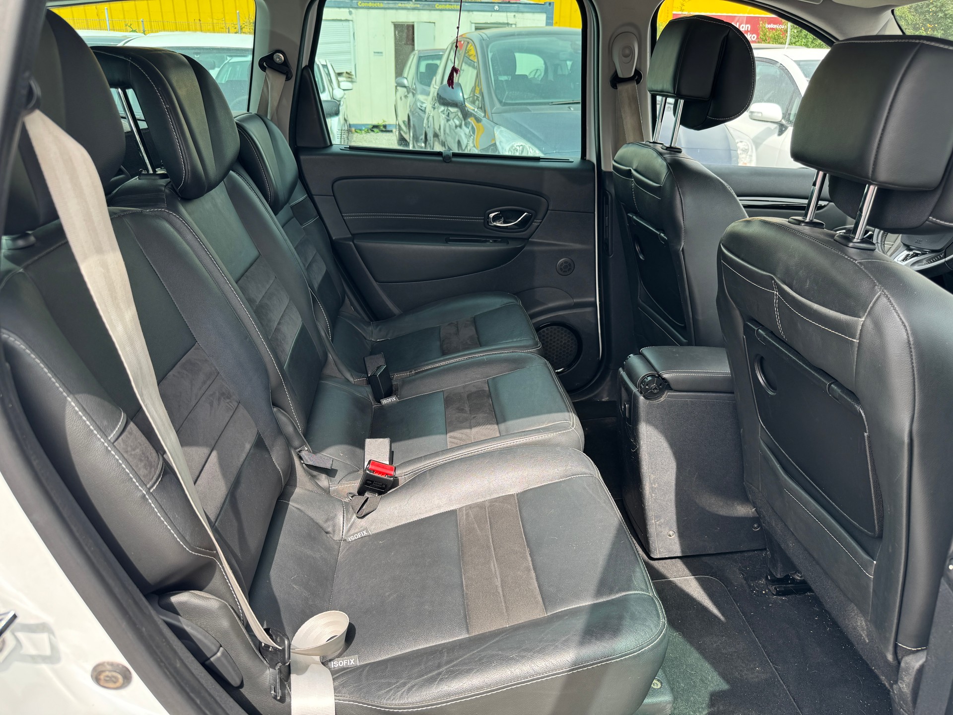 RENAULT Grand Scénic 1.5 dCi Swiss Edition EDC-image-11