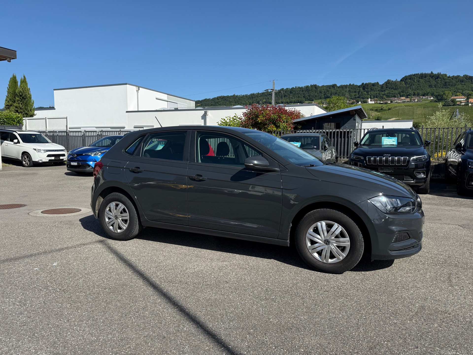 VW Polo 1.0 BMT Trendline-image-2