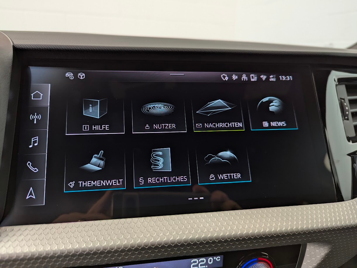 AUDI A1 Sportback 2.0 40 TFSI S Line S-Tronic*5J GAR S-LINE KOMPLETT VOLL-LED DÄMPFER NAVI+ ACC KEYLESS*-image-14