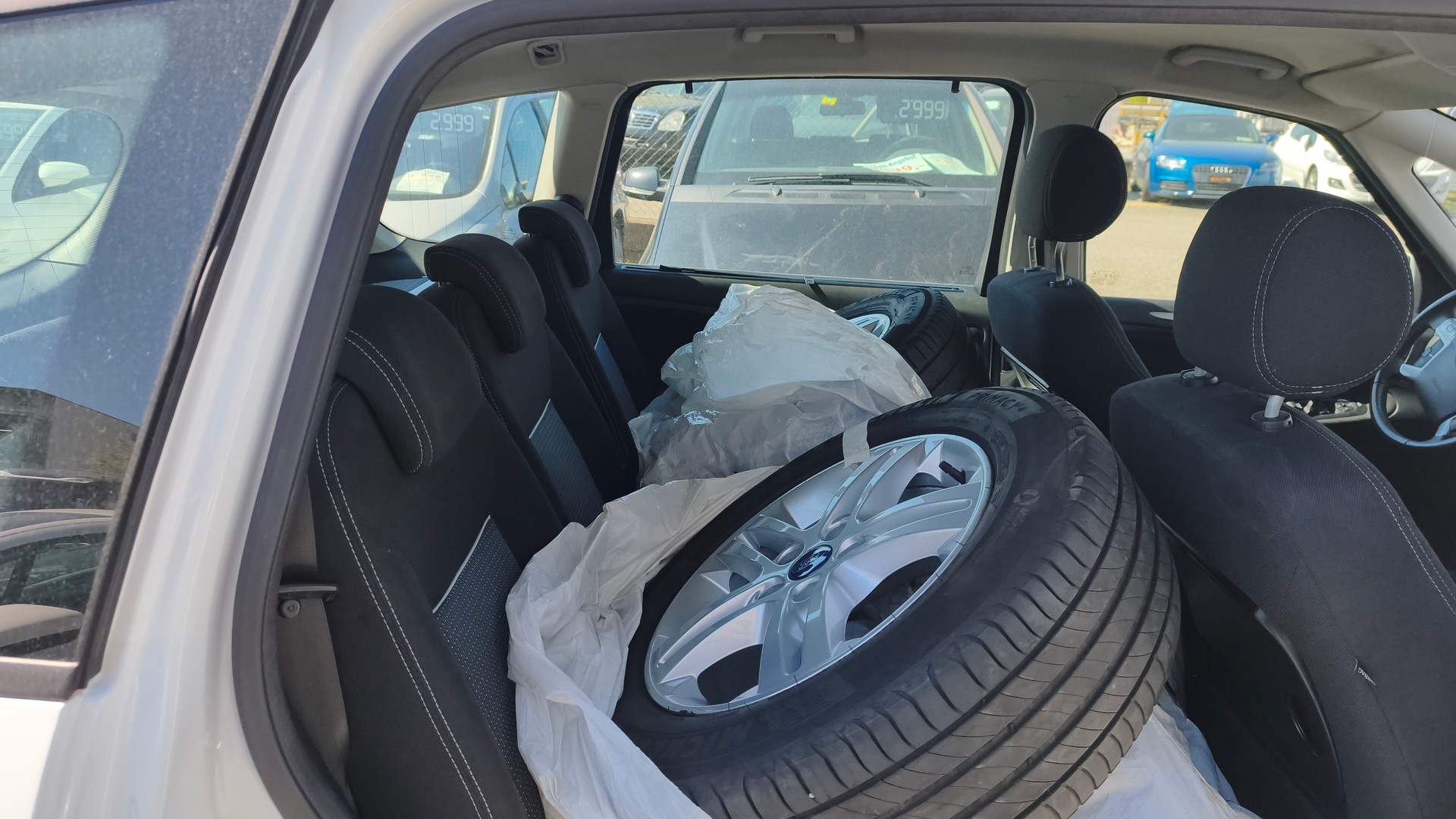 FORD S-Max 1.6 SCTi Titanium-image-14