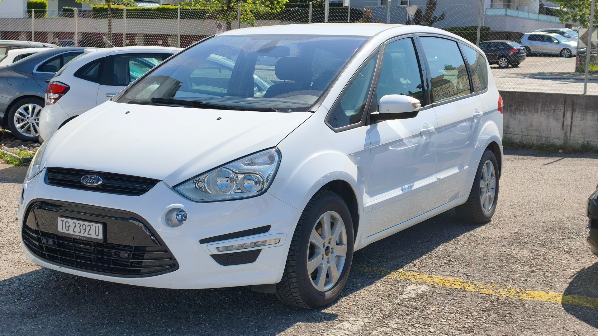 FORD S-Max 1.6 SCTi Titanium-image-1