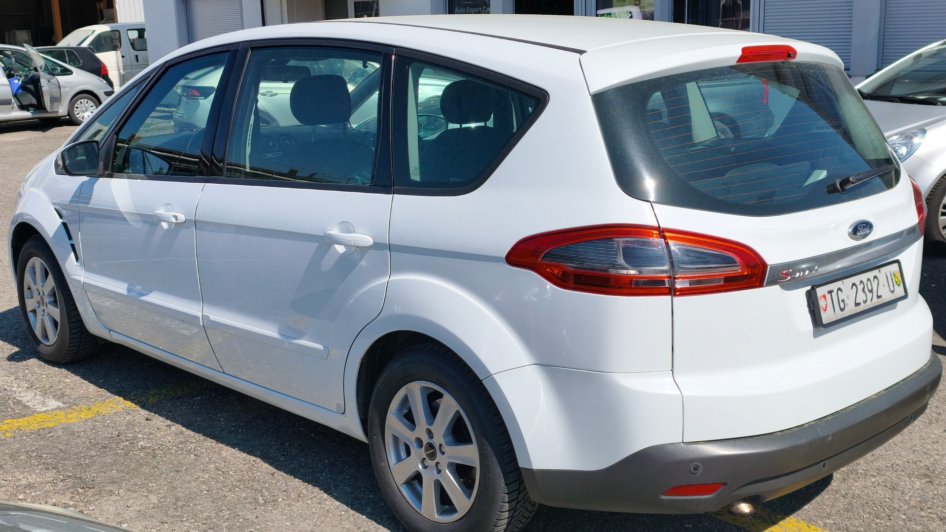 FORD S-Max 1.6 SCTi Titanium-image-9