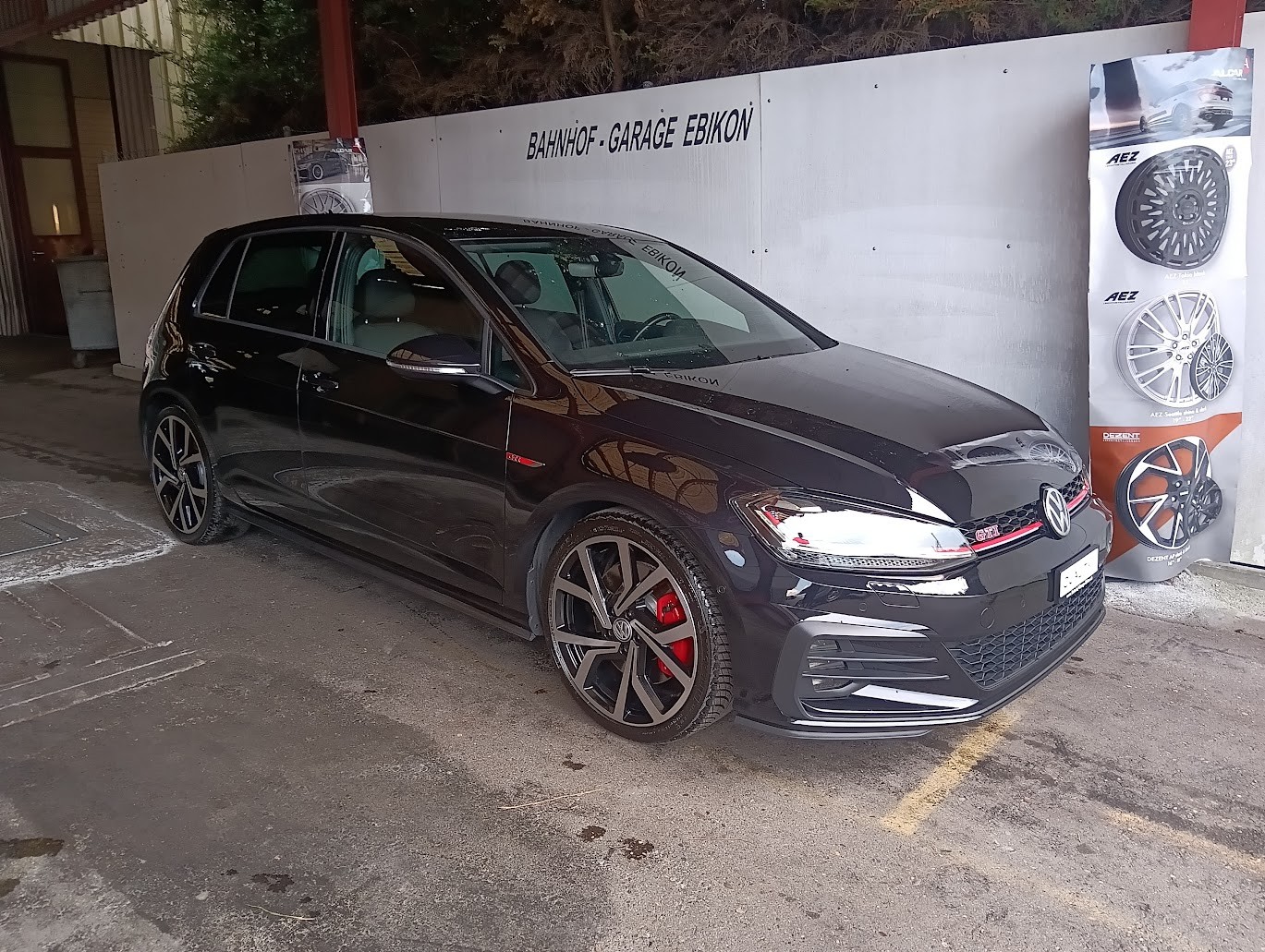 Car photo