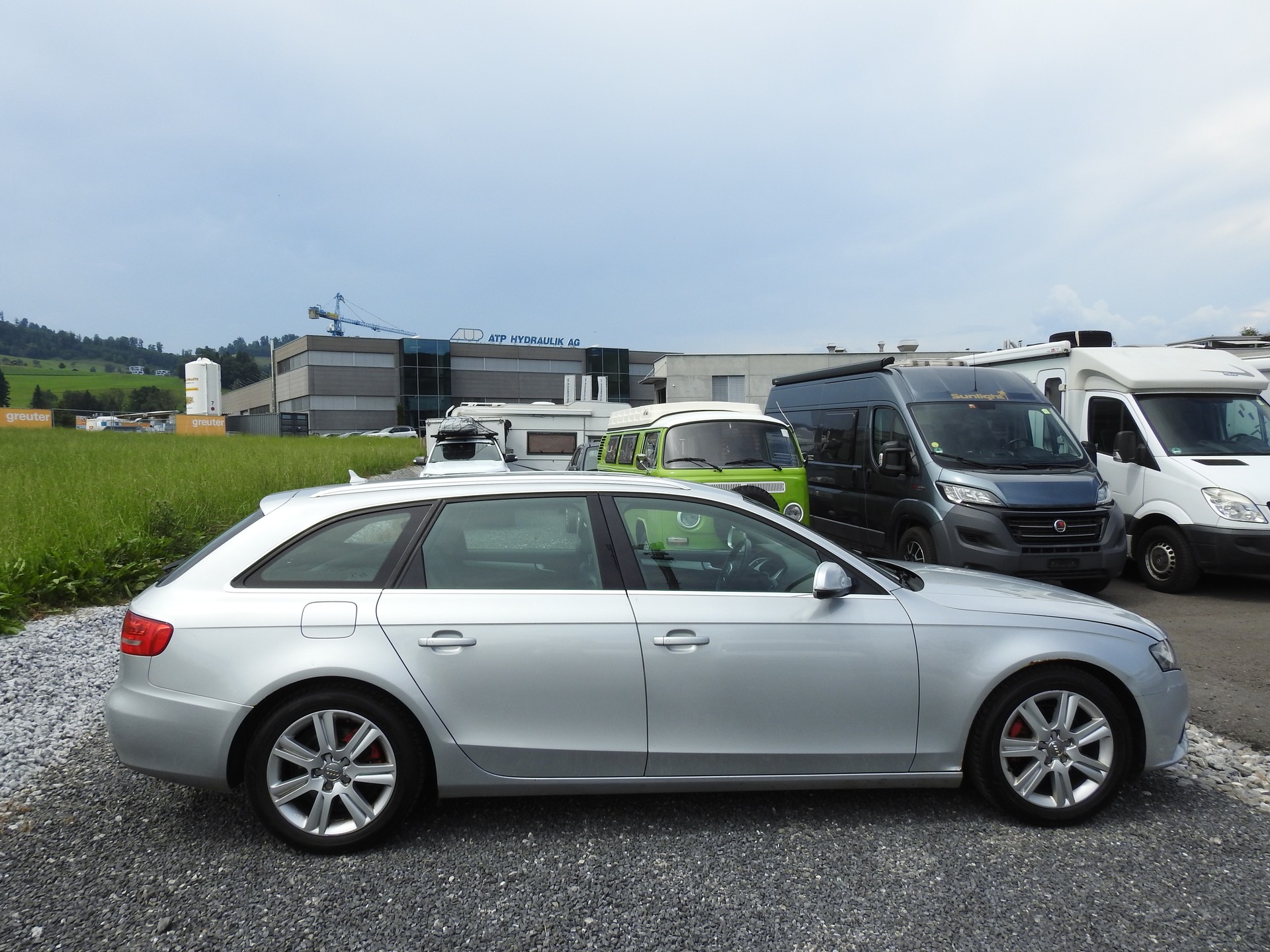 AUDI A4 Avant 1.8 TFSI Snow quattro-image-7
