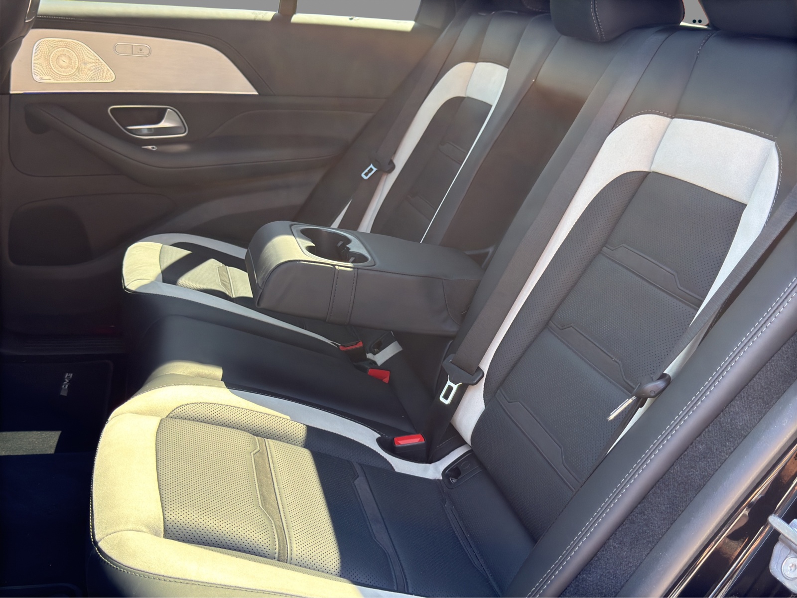 MERCEDES-BENZ GLE 63 S AMG 4Matic+ 9G-Speedshift-image-13