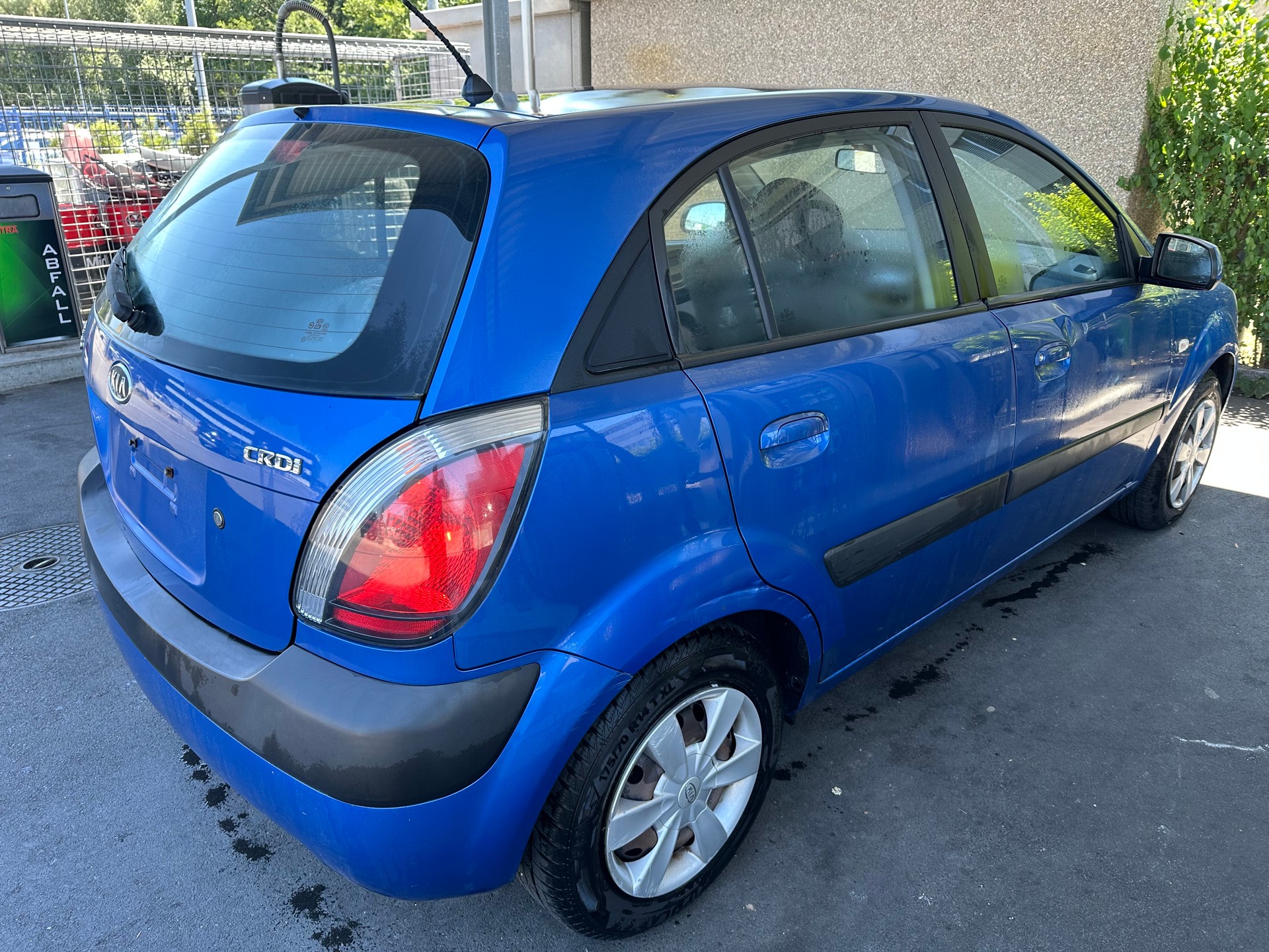 KIA Rio 1.5 CRDi Style-image-4