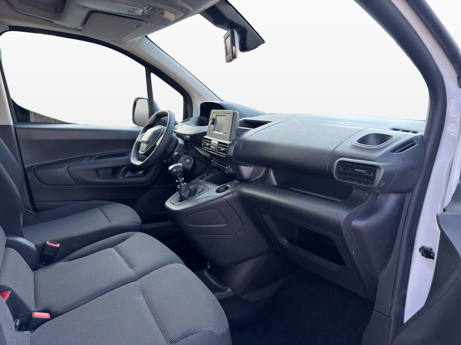 PEUGEOT Partner 1.5 Blue HDi s/s Premium 650kg-image-18