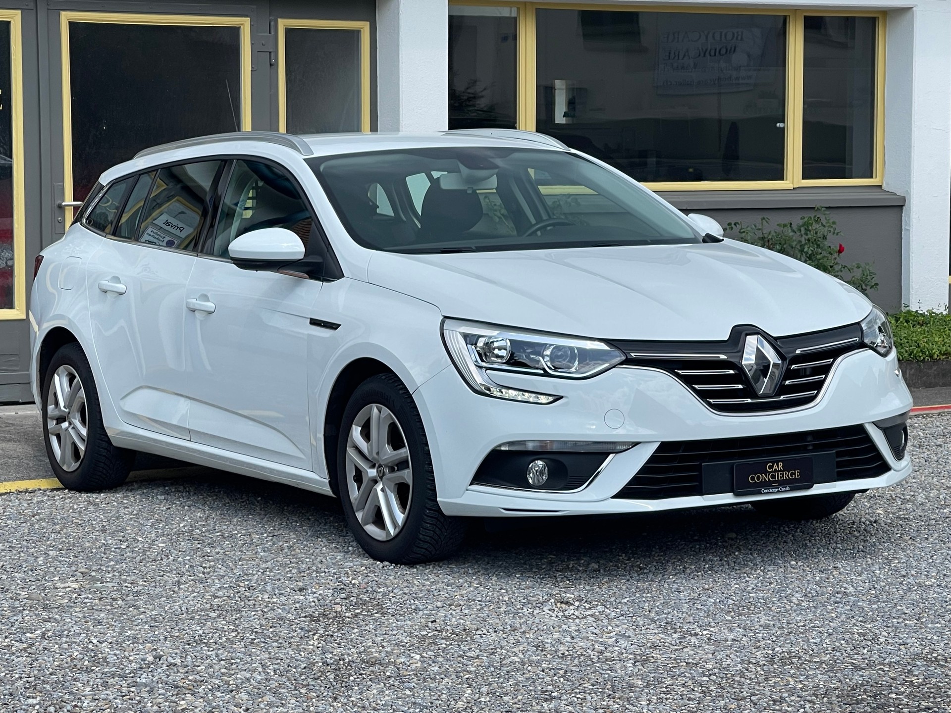 RENAULT Mégane Grandtour 1.5 dCi Business EDC-image-1