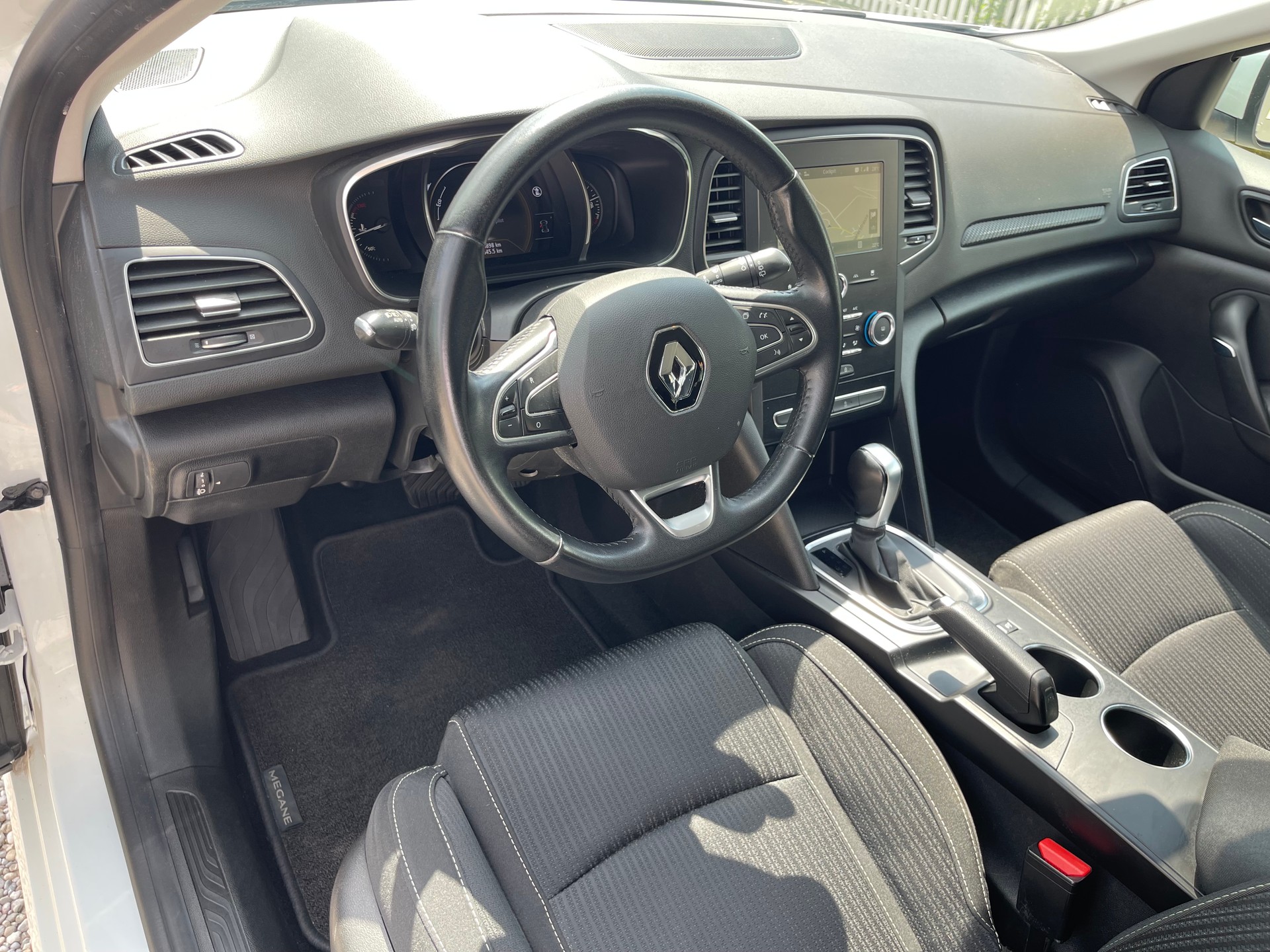 RENAULT Mégane Grandtour 1.5 dCi Business EDC-image-8