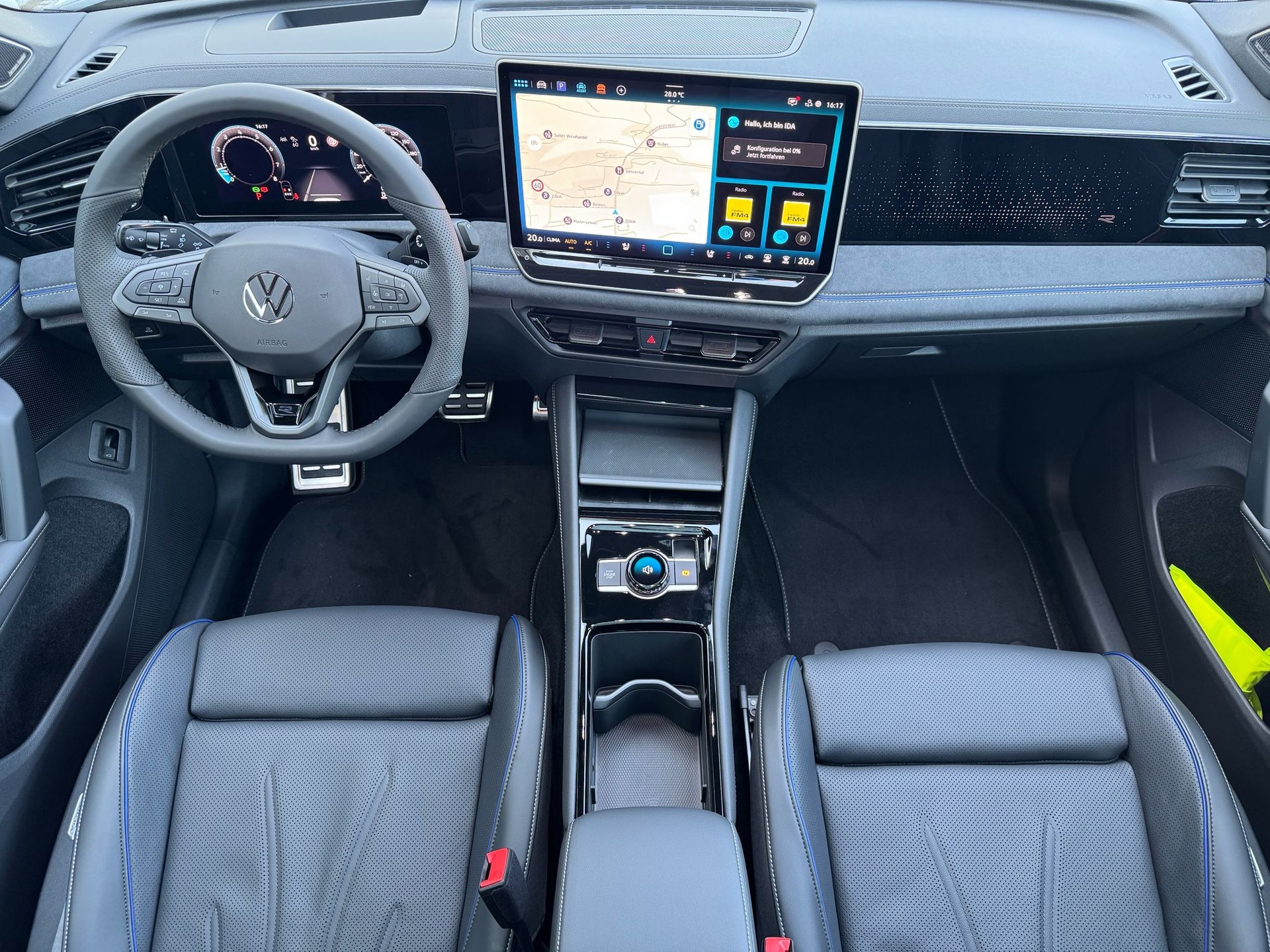 VW Tiguan 2.0 TSI DSG R-Line Plus 4Motion-image-8