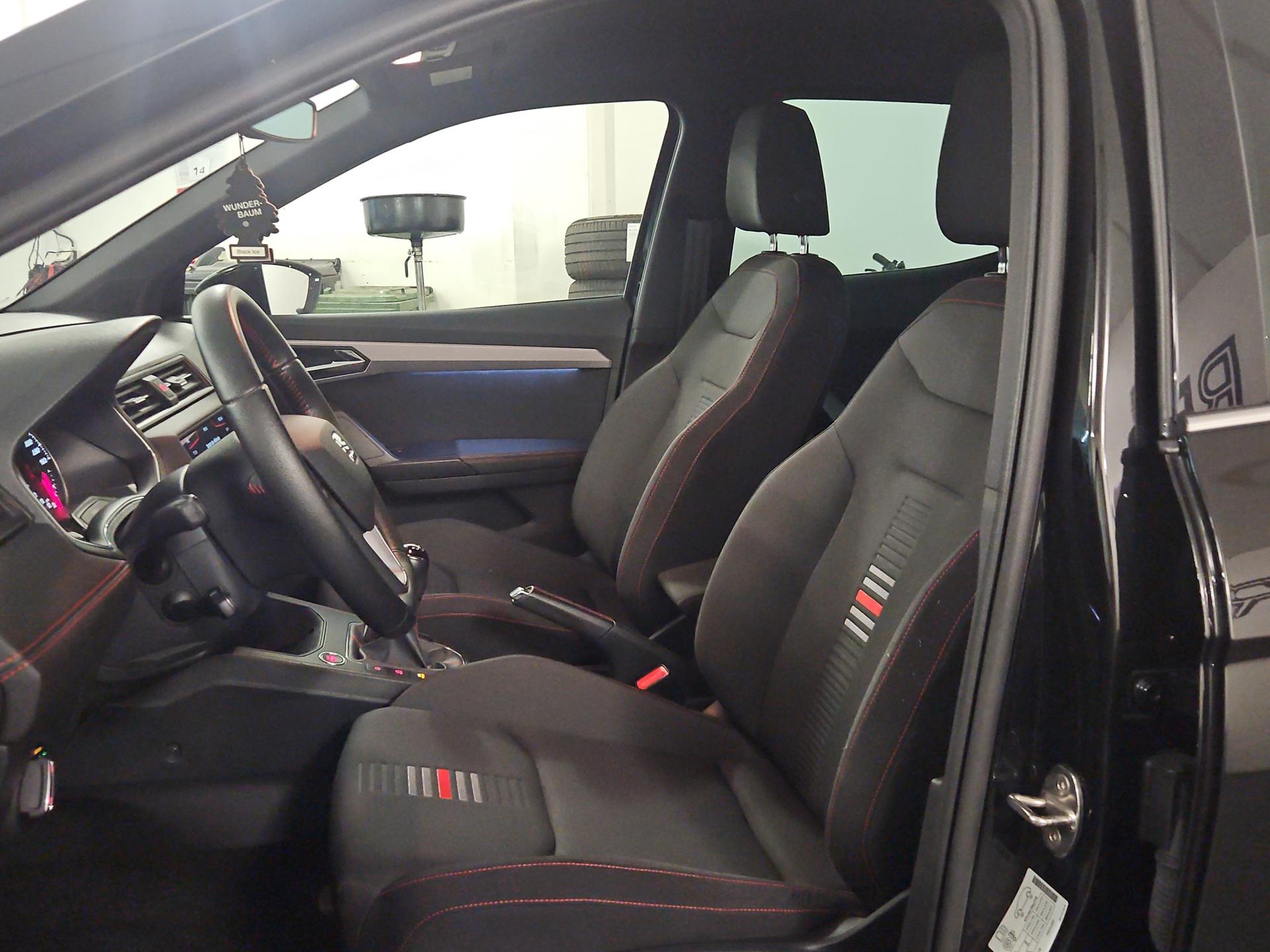 SEAT Arona 1.5 TSI Evo FR-image-22