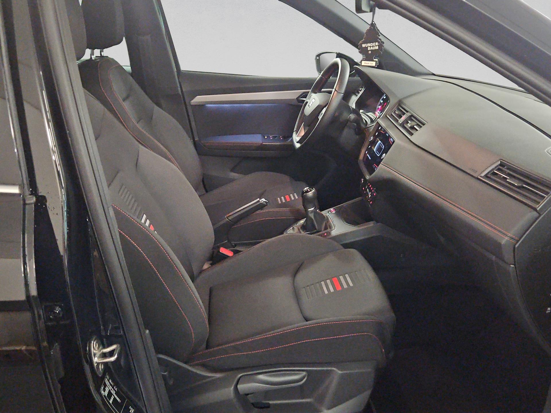 SEAT Arona 1.5 TSI Evo FR-image-16