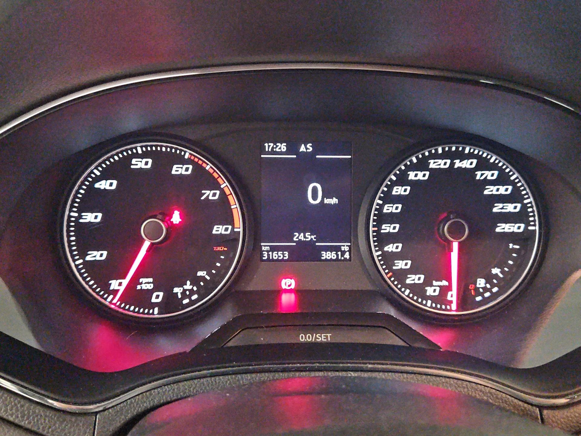 SEAT Arona 1.5 TSI Evo FR-image-10