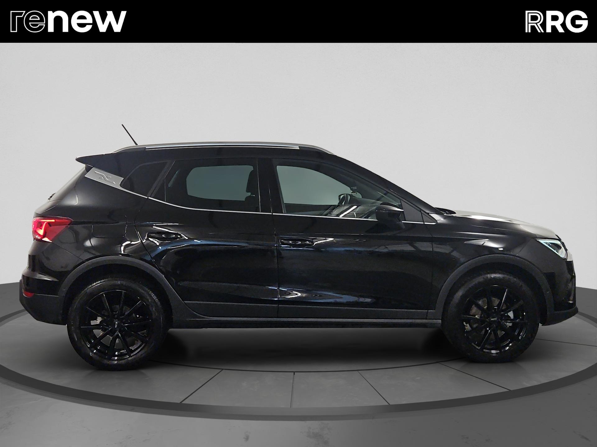 SEAT Arona 1.5 TSI Evo FR-image-1